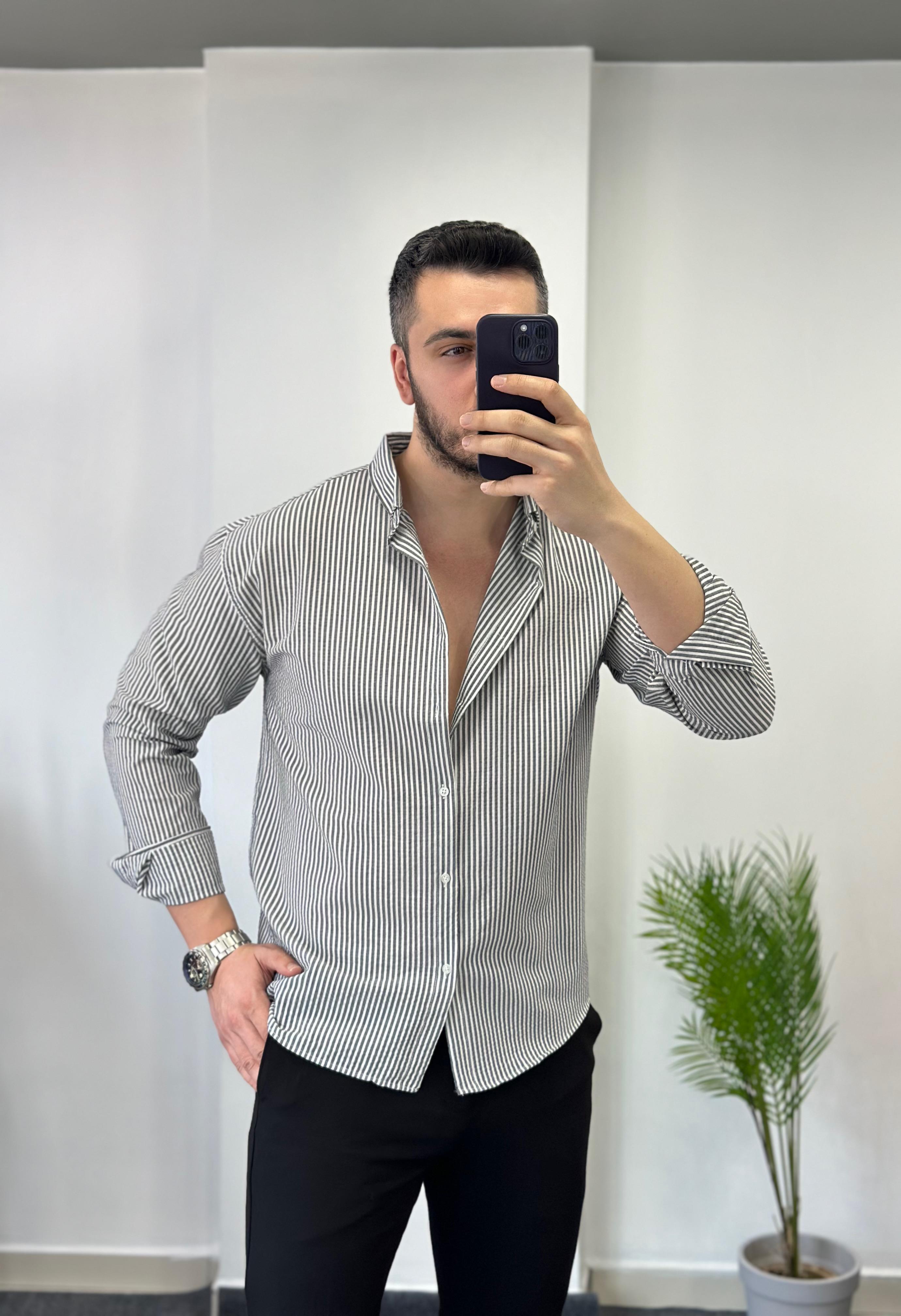 Siyah Çizgili Yarım Oversize Keten Gömlek 