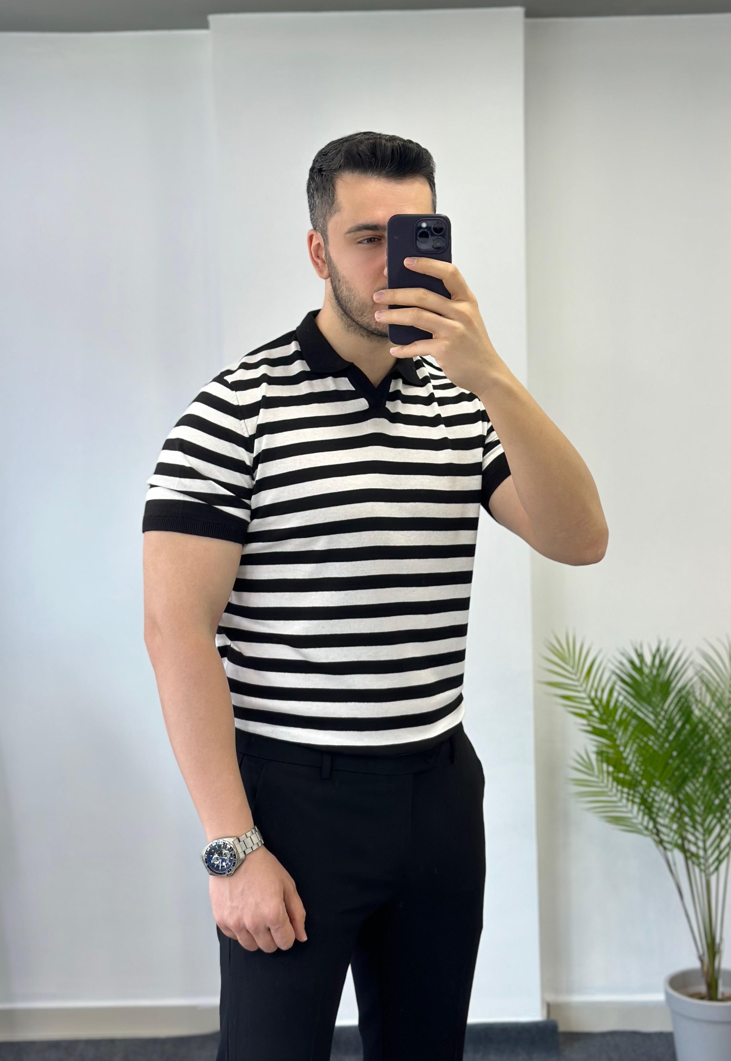 Siyah Yatay Çizgi Triko Tişört 