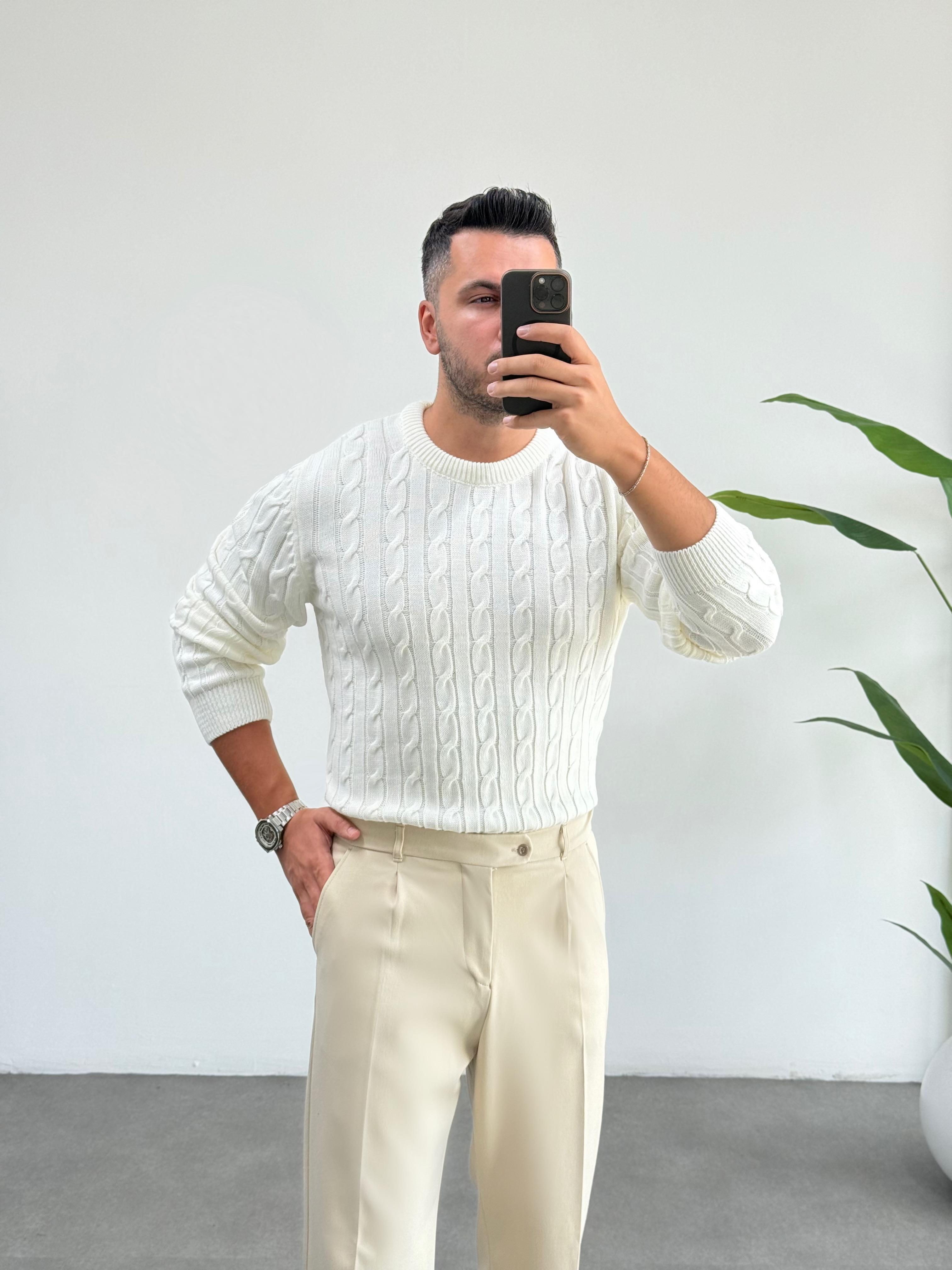 Voi Beyaz Örgü Kazak