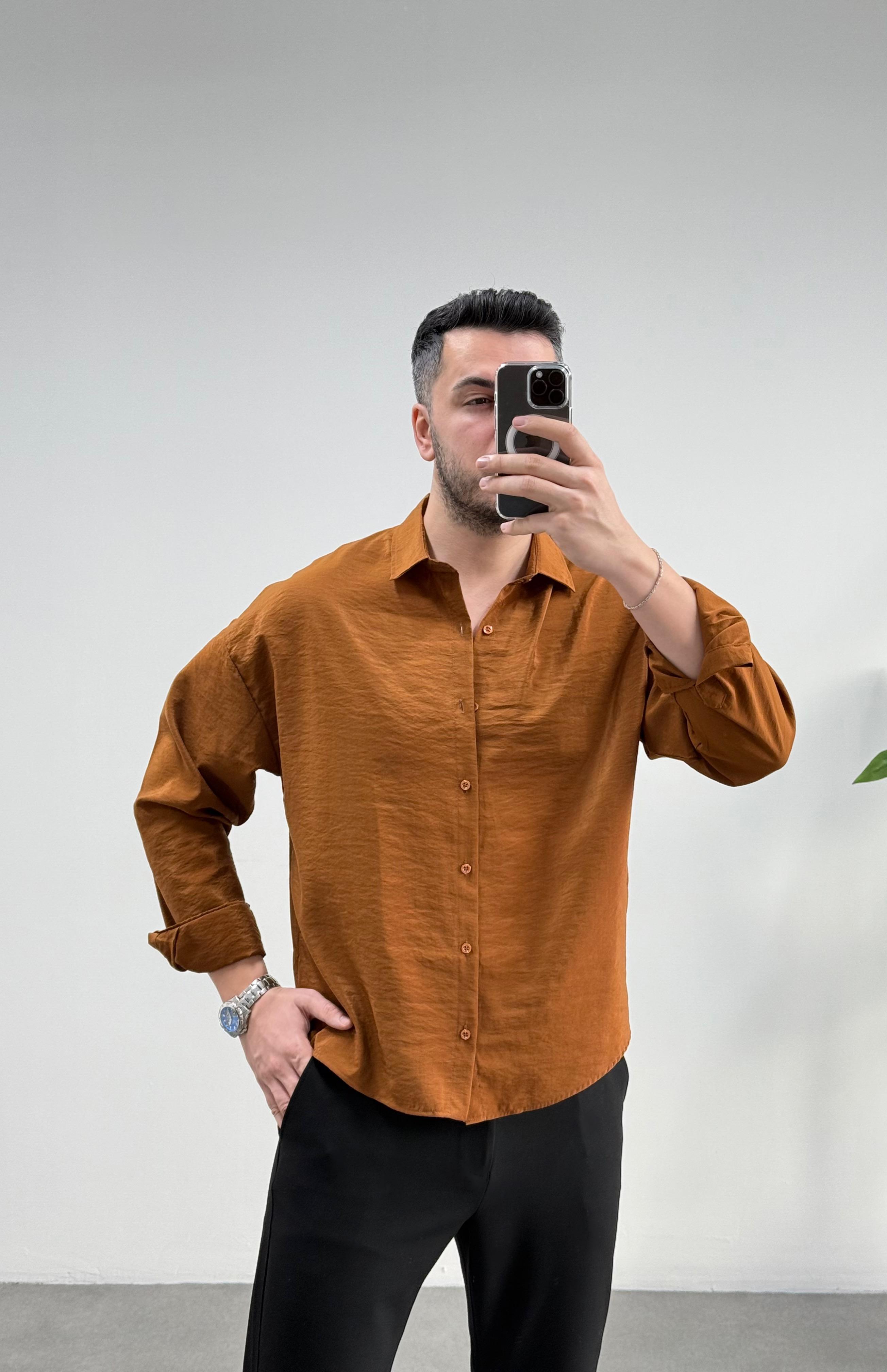 Yırtmaçlı Bol Kalıp Taba Modal Gömlek 
