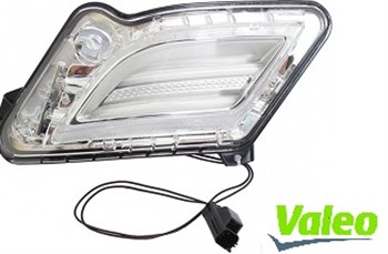 POZİSYON LAMBASI SAĞ S60/V60 2011-