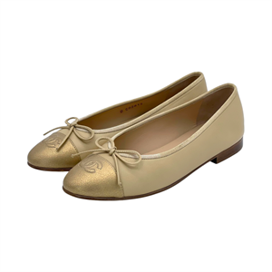  Chanel Beige Leather CC Logo Ballerina Flats 38 CHANEL  