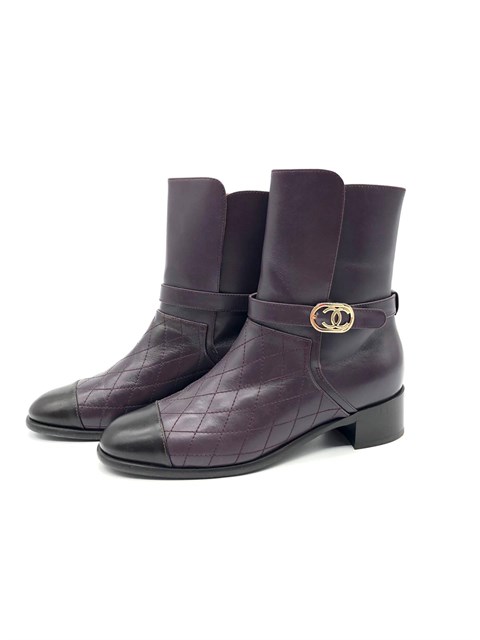 Chanel Bicolor CC Quilted Ankle Boots 38.5 Fiyat