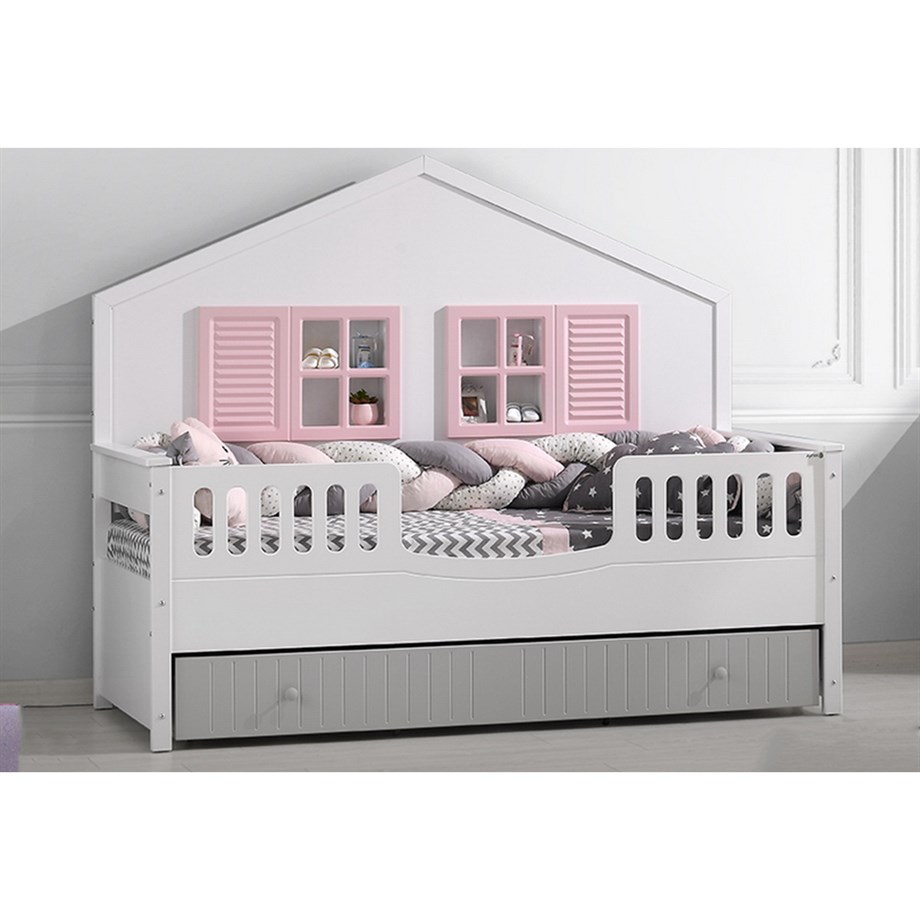 Aymini Sofia – Mia Montessori