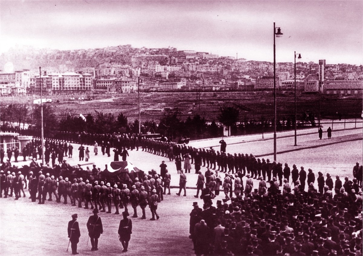 Atatürk Duvar KağıtlarıAtatürk Duvar Kağıdı