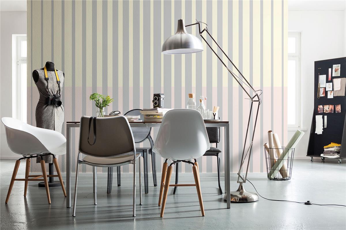 Retro ÇiçekRetro Çiçek Duvar Kağıdı