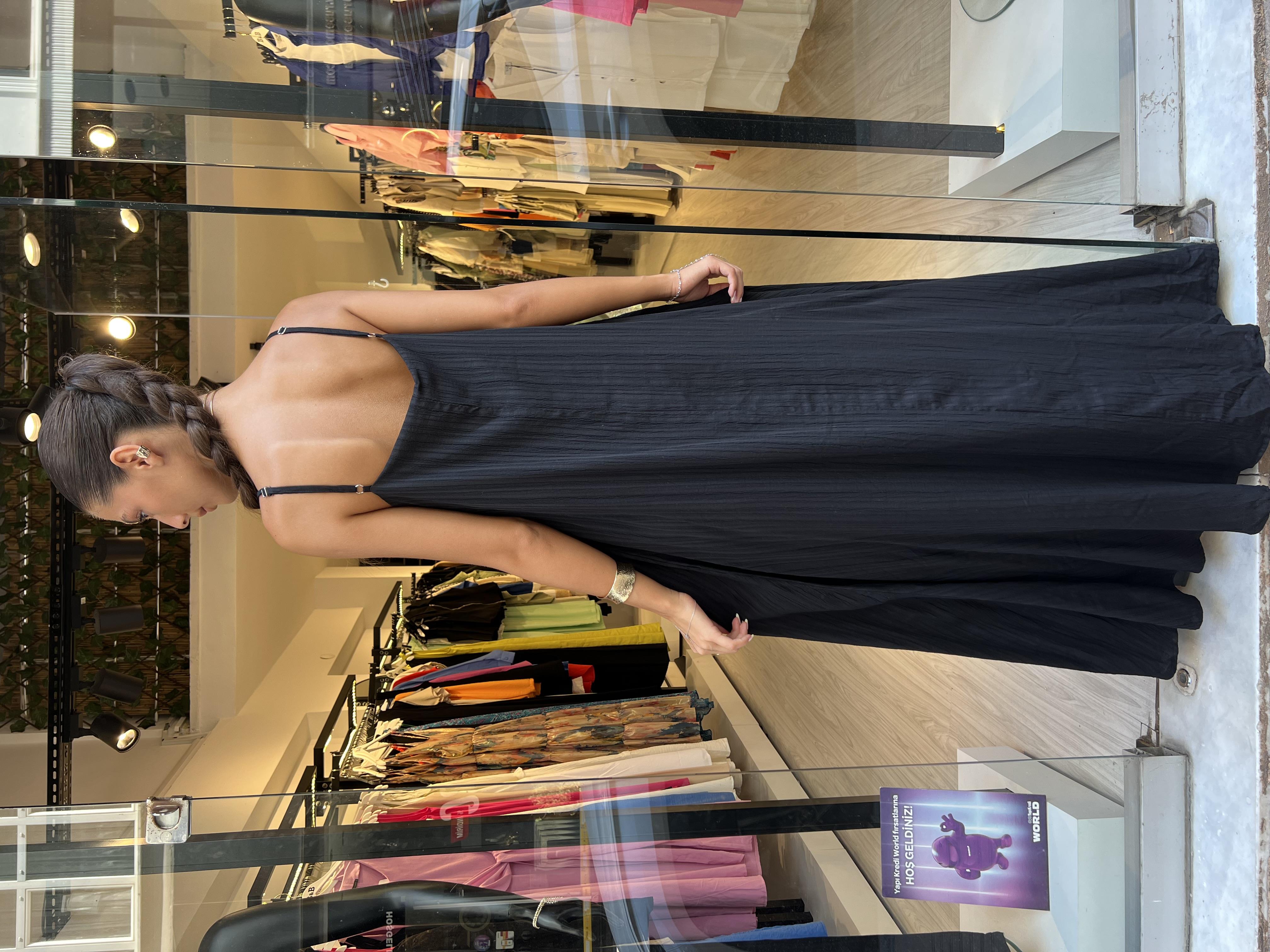 Die Gofre Askılı Elbise-Siyah