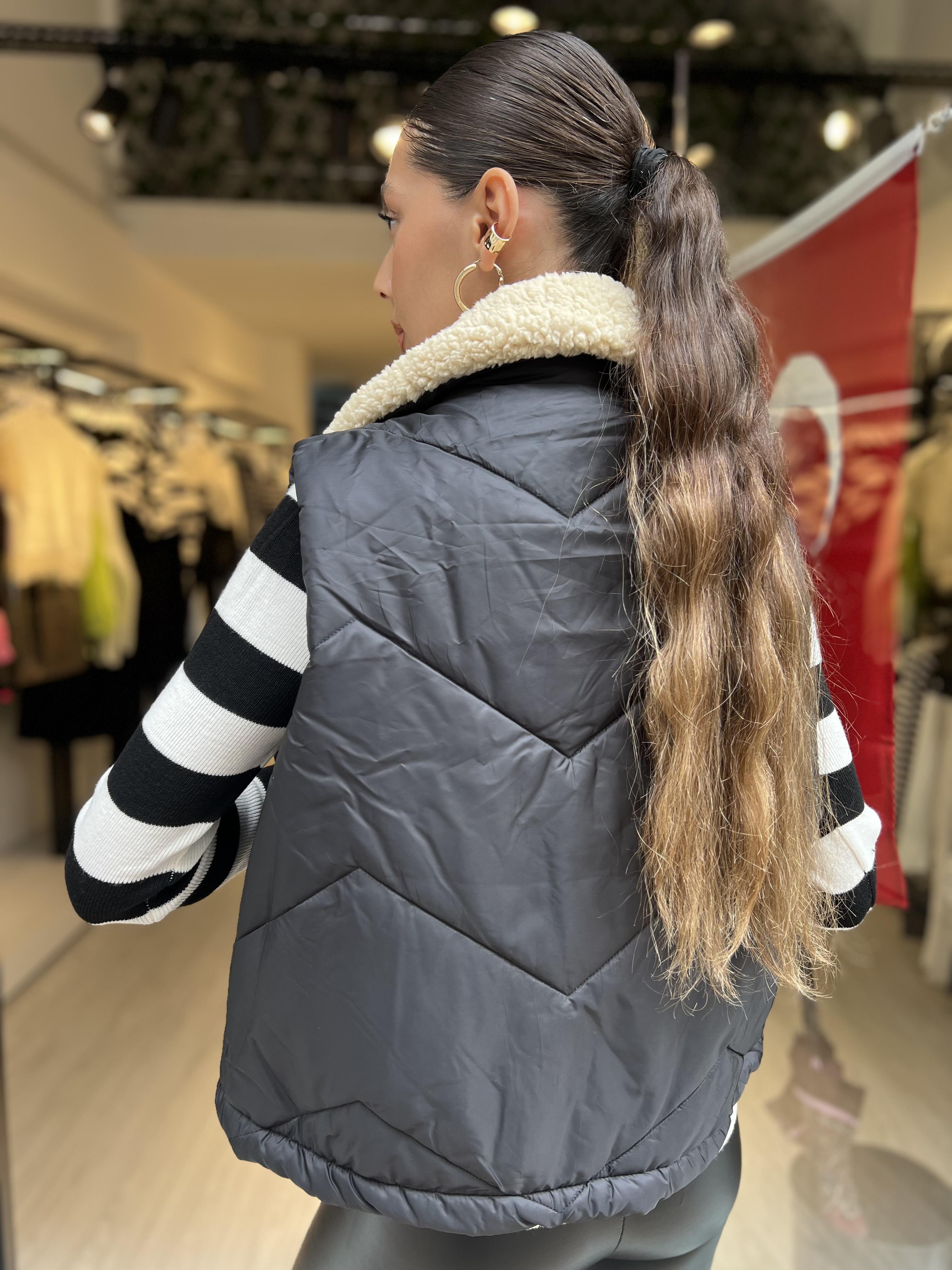 Kürklü Kısa Yelek-Siyah