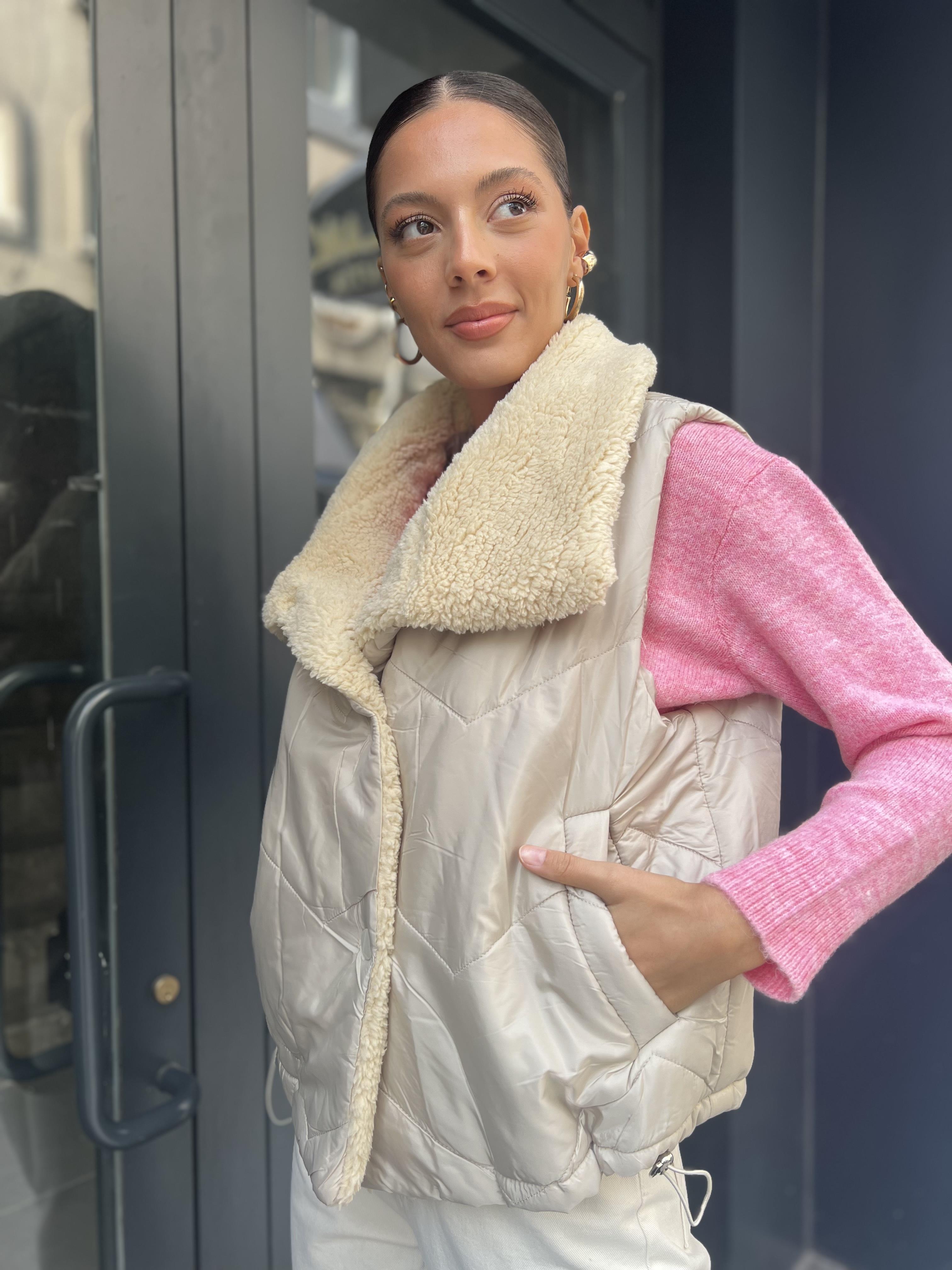 Kürklü Kısa Yelek- Taş