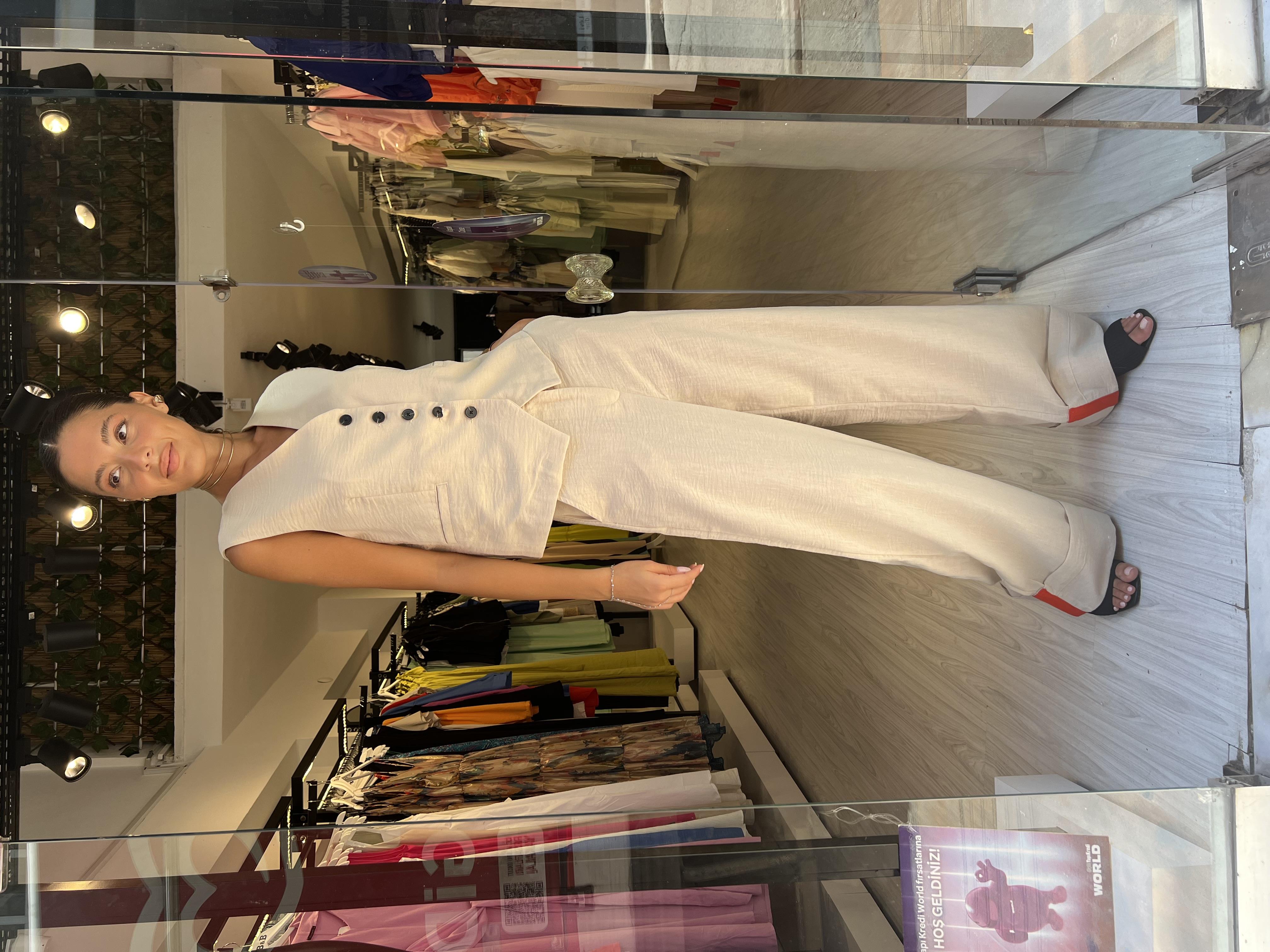 Paça Detaylı Yelek Takım-Bej