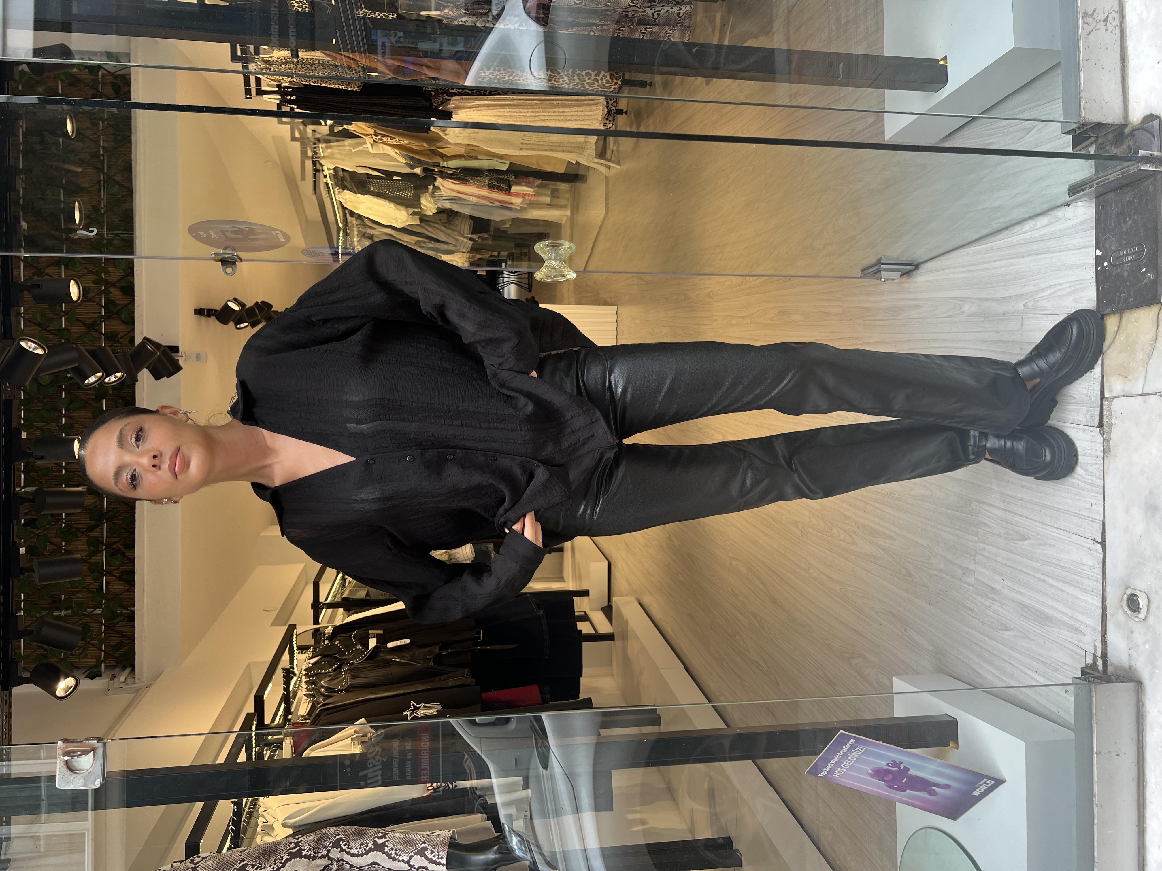 Pry Transparan Gömlek-Siyah