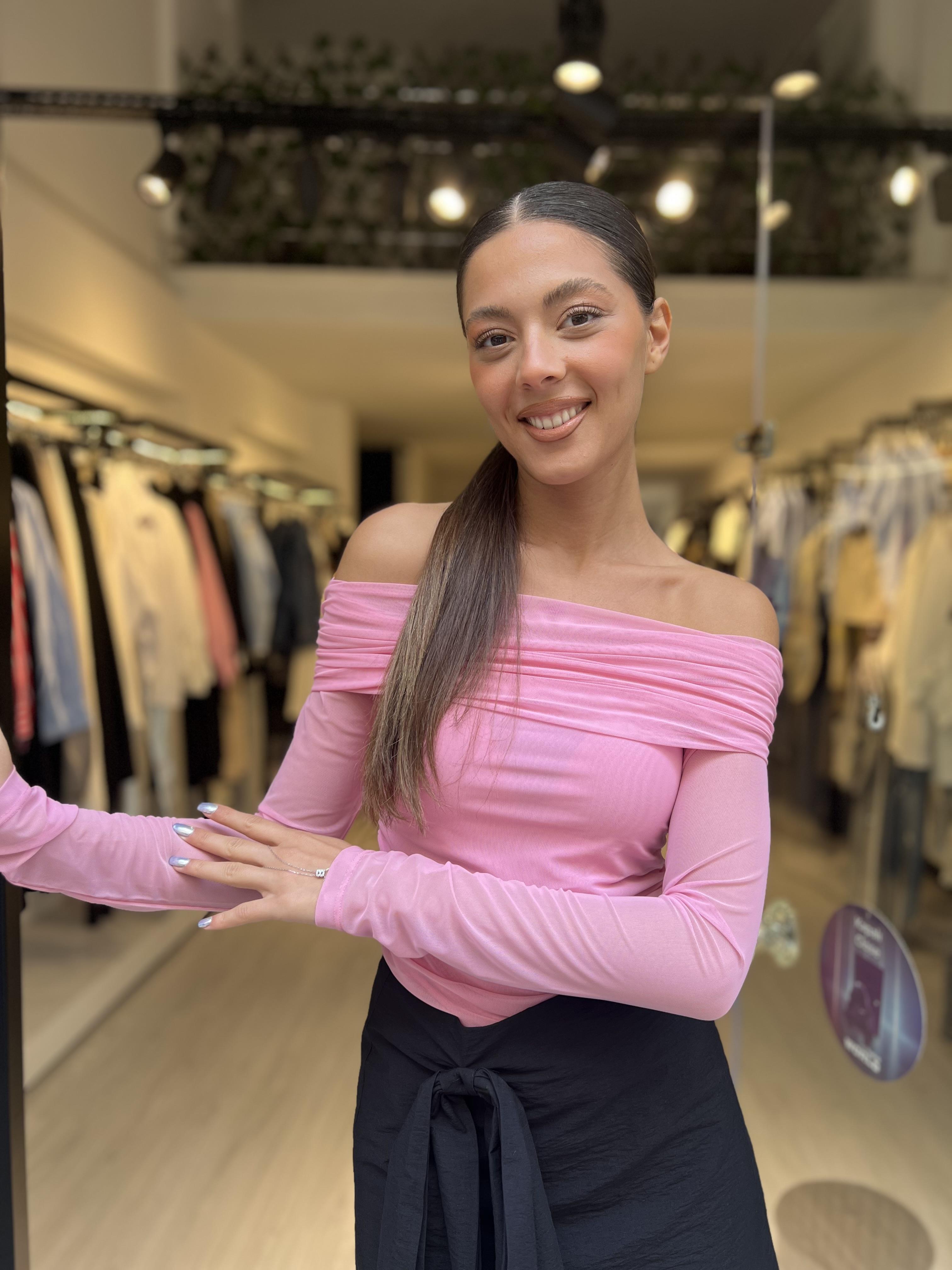 Q.Tül Detaylı Omzu Açık Bluz-Pembe