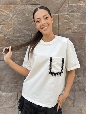 Cep Detaylı Vatkalı Tişört-Ekru