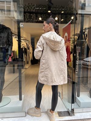 Lastikli Uzun Yağmurluk-Taş