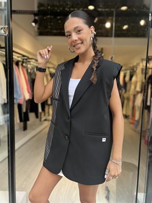 QÇizgi Detay Yelek-Siyah