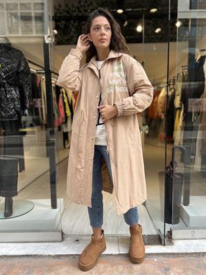 Yazılı Trenç-Camel