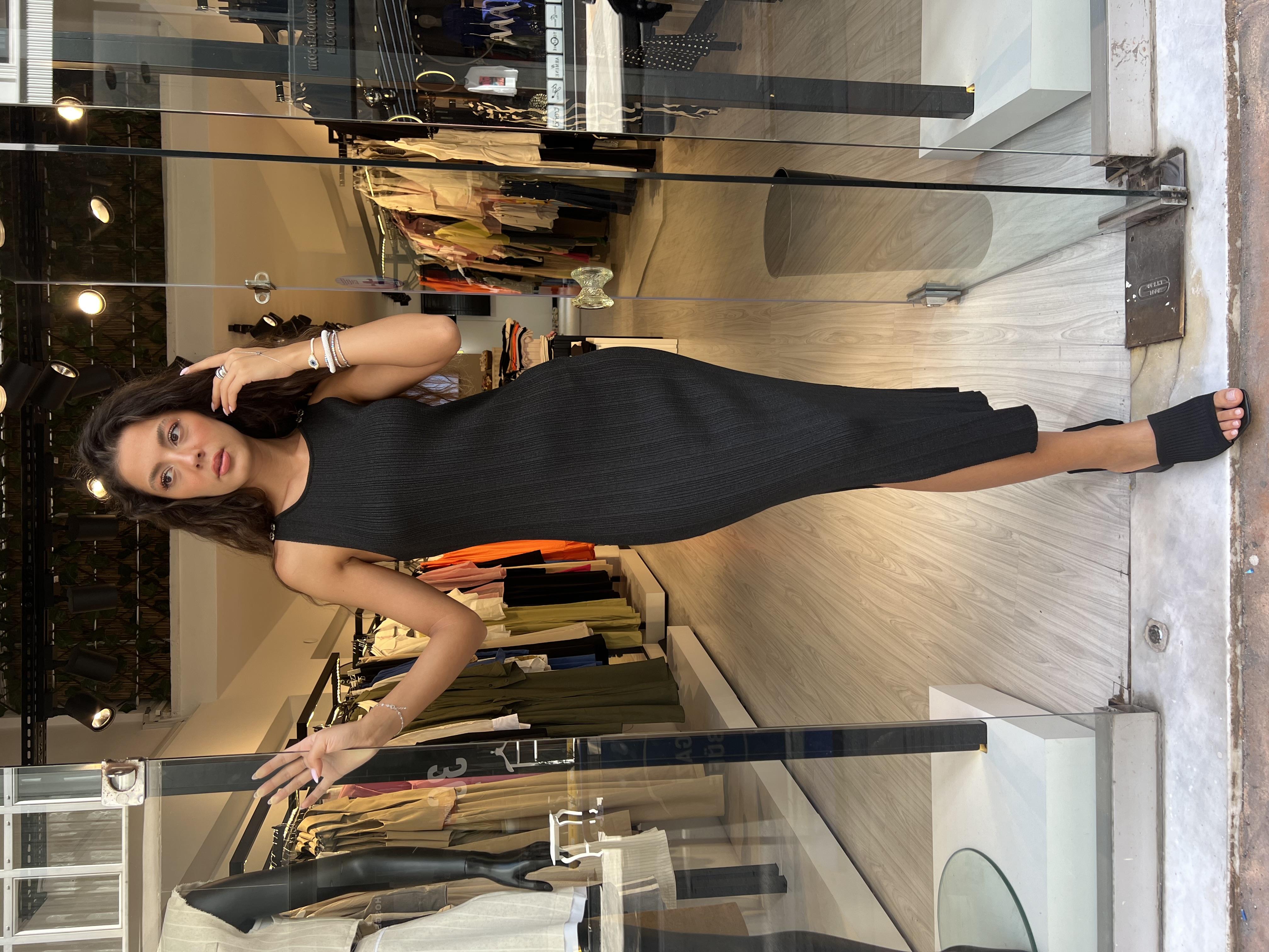  Dilvin Düğme Detaylı Elbise-Siyah 