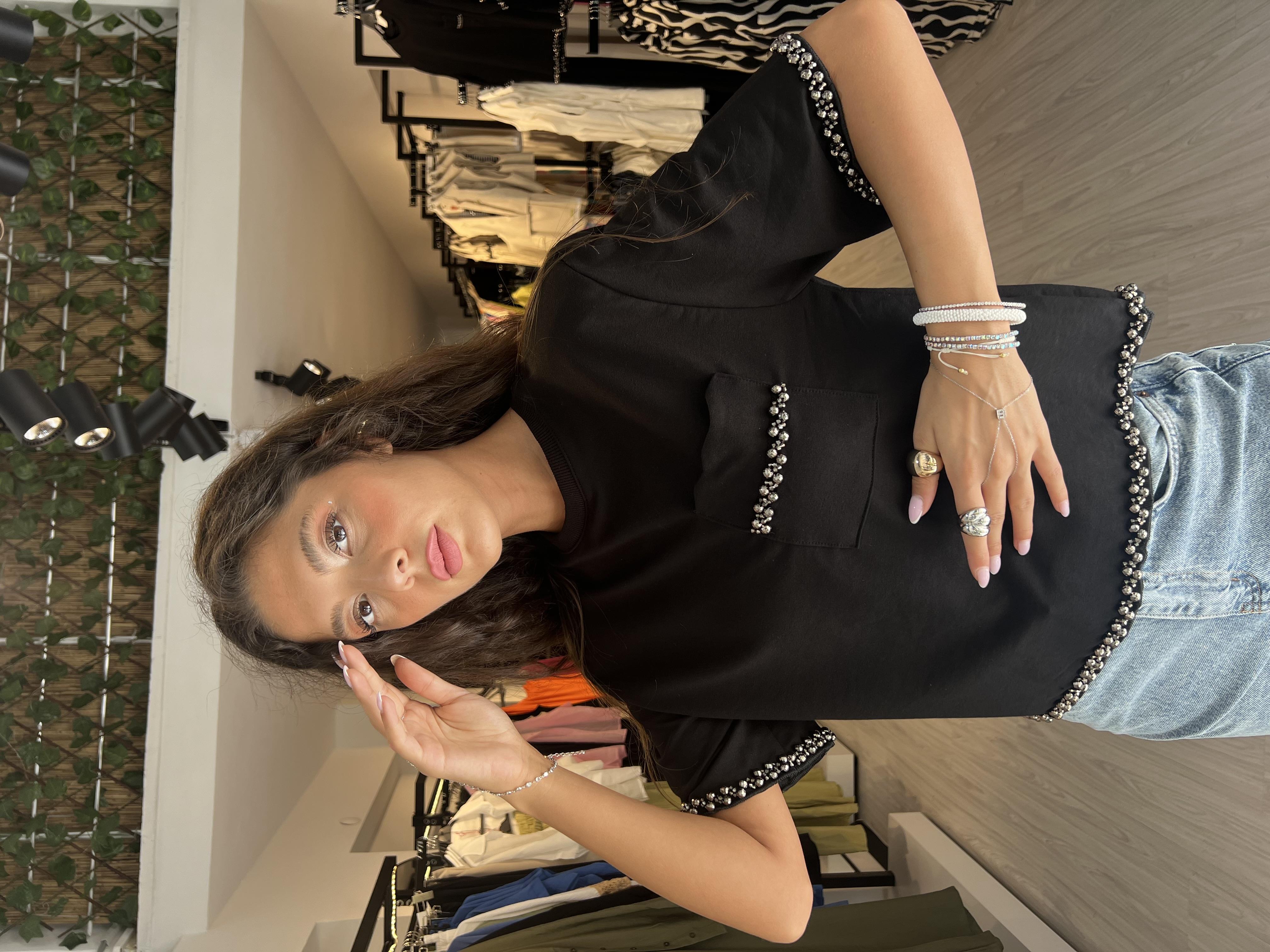 Key.Boncuk İşlemeli Bluz-Siyah