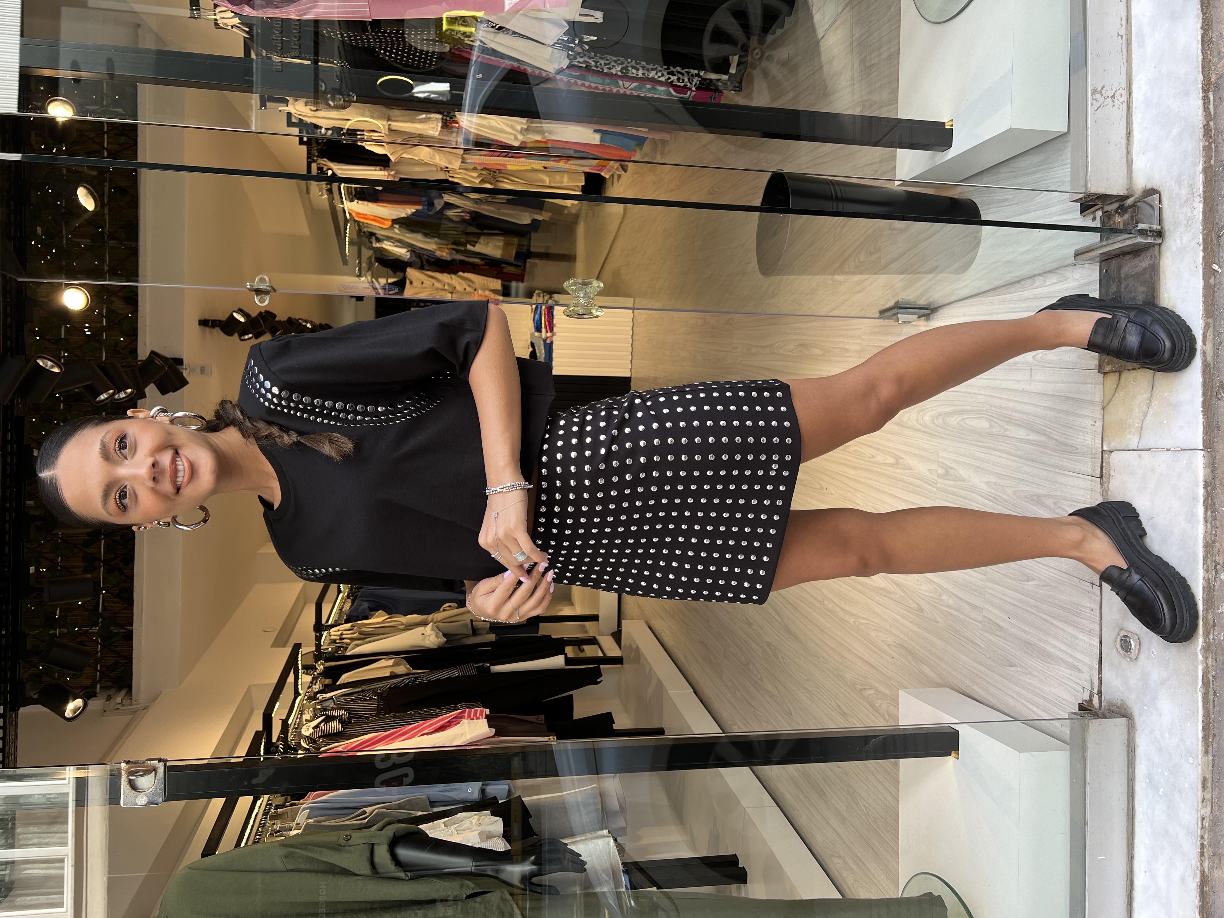 Q Zımba Detay Etek-Siyah