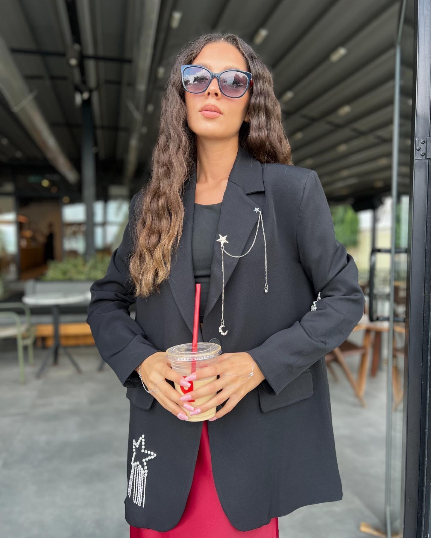 Rbn Taş Detaylı Ceket-Siyah