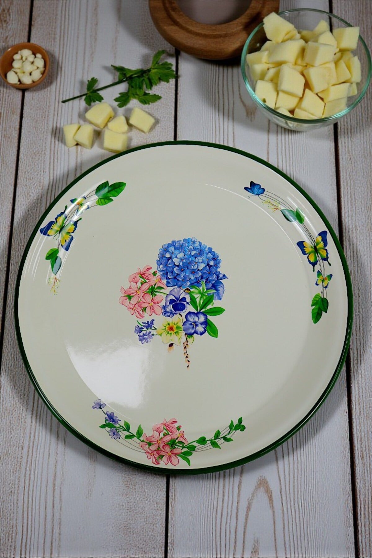 40 No Krem Emaye Sini Sofra, Yemek Sunum Tepsi, Yer Sofrası Çinko ~38 Cm