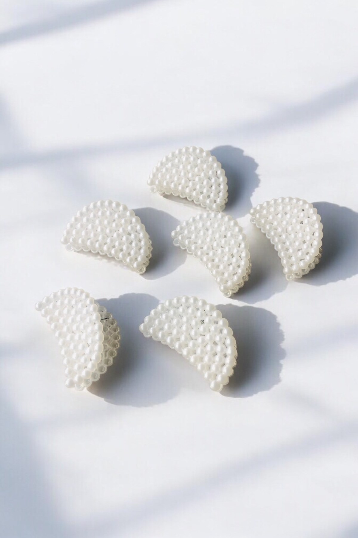 İnci Oval Model Beyaz Renkli Mandal Toka 5 cm 1 Adet