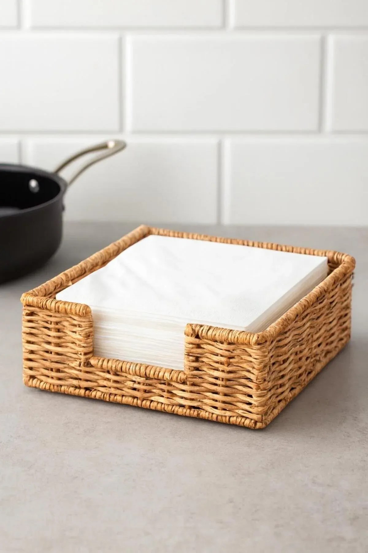 Rattan Kare Peçetelik 18x18 cm – El Örgüsü Organizer Sepet