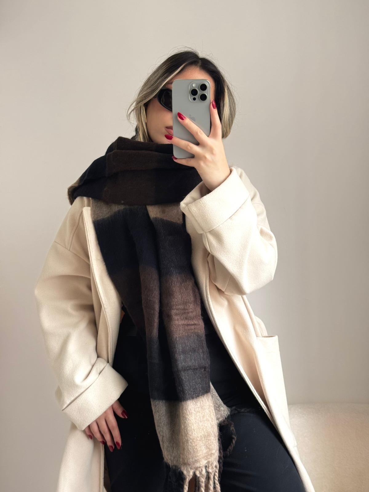 Yumuşak Dokulu Pinterest Atkı Üç Renkli