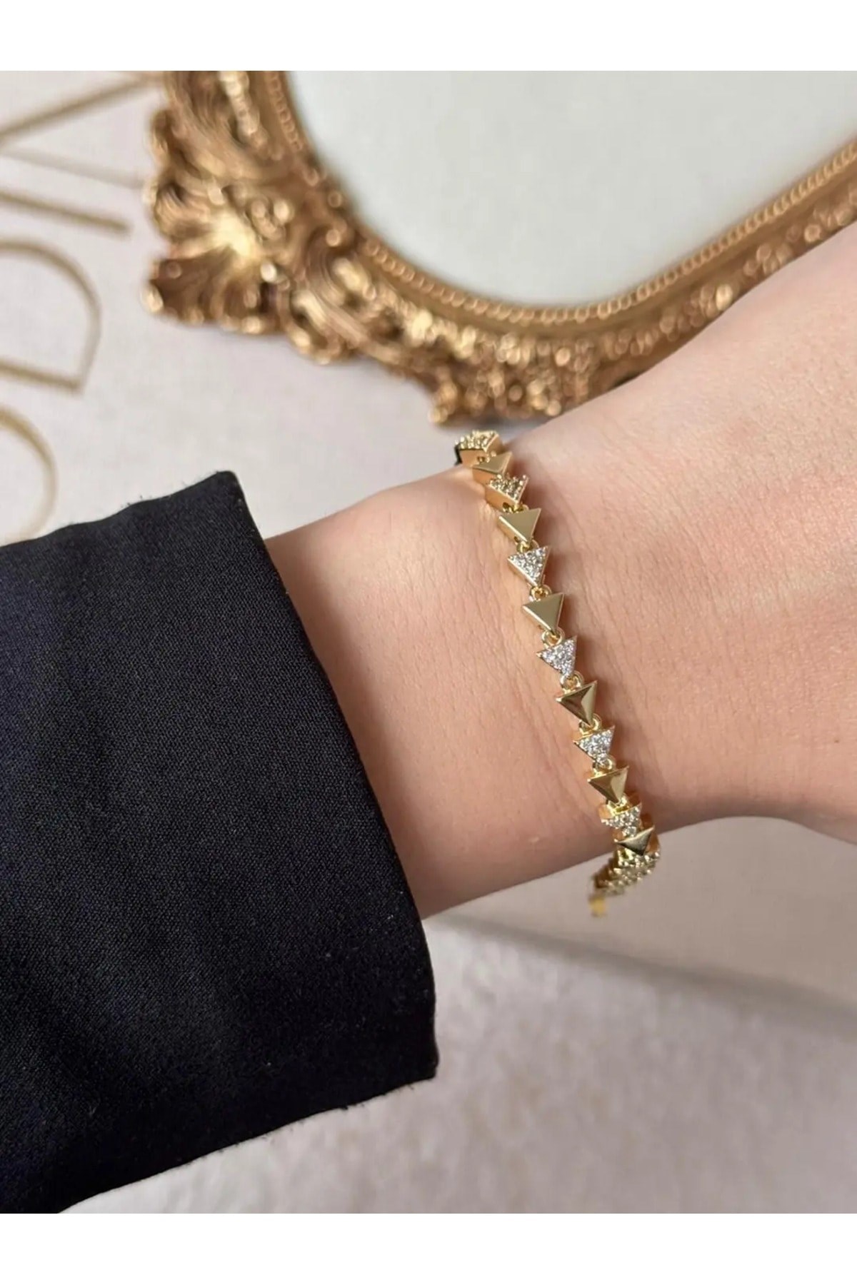 Gold Taşlı Çelik Bileklik Kadın Şık Bileklik