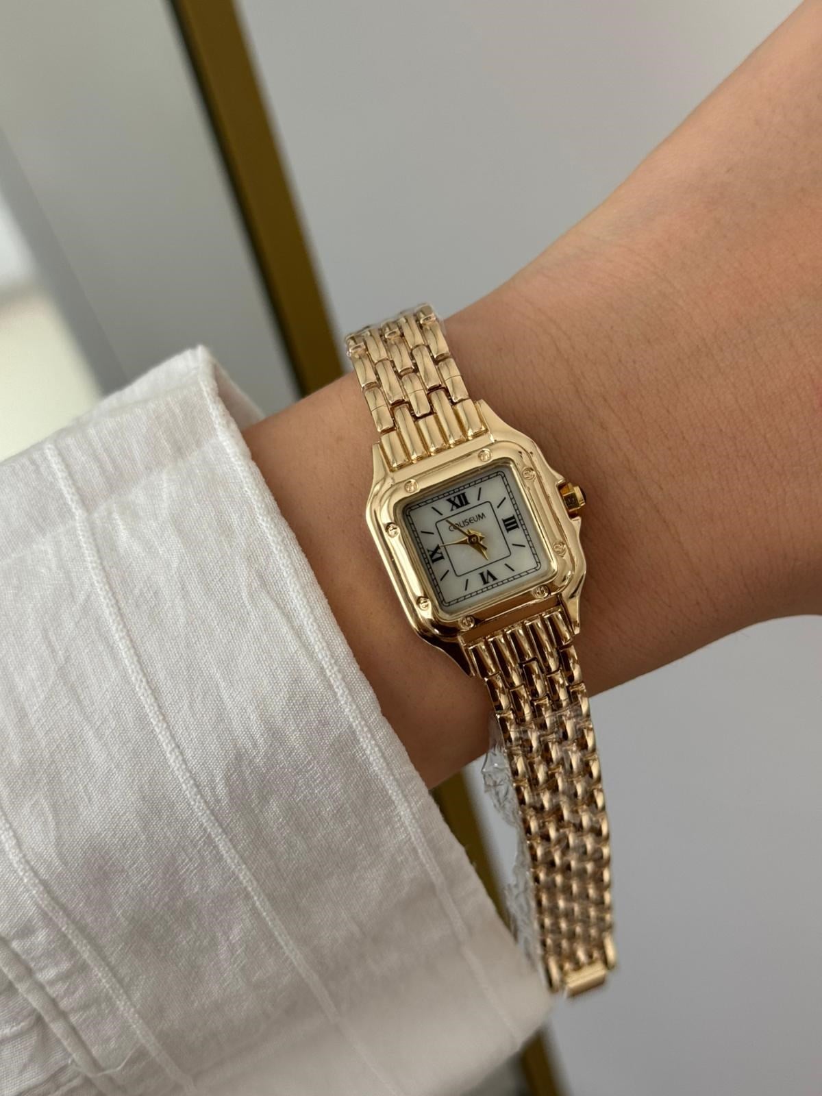 Gold Vintage Kadın Saat