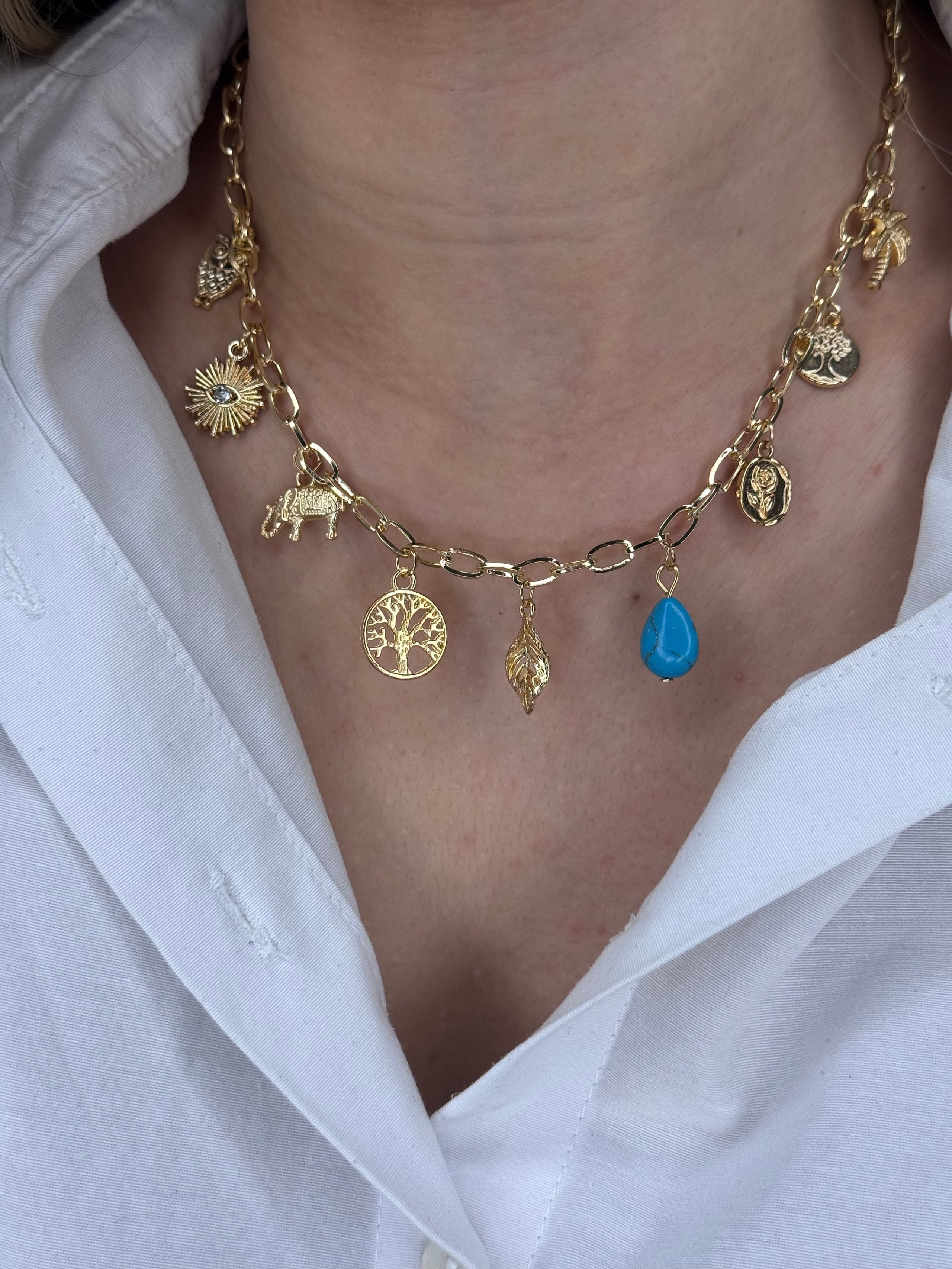 Özel Seri Charm Detaylı Gold Kolye