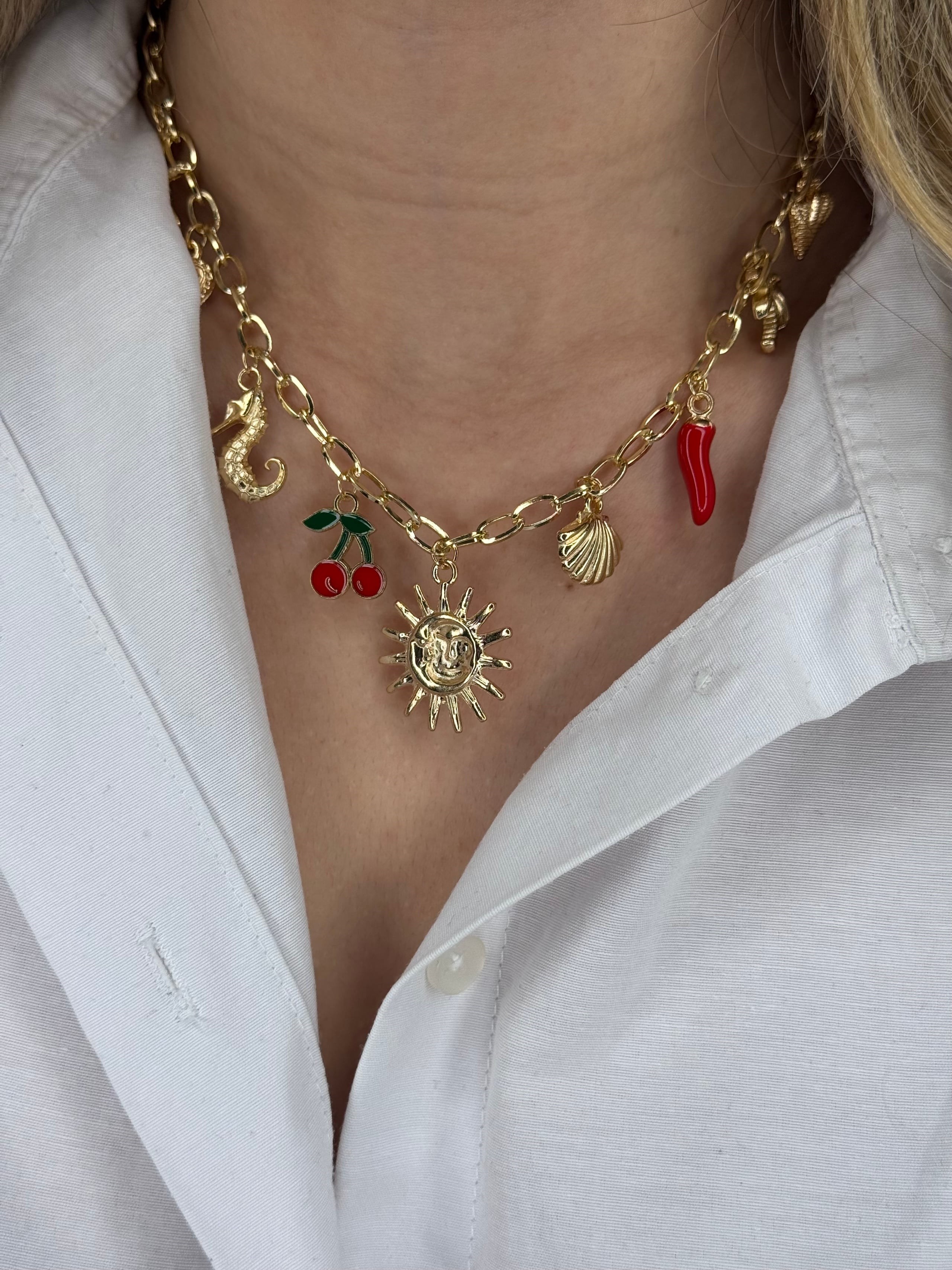 Özel Seri Renkli Charm Detaylı Gold Kolye