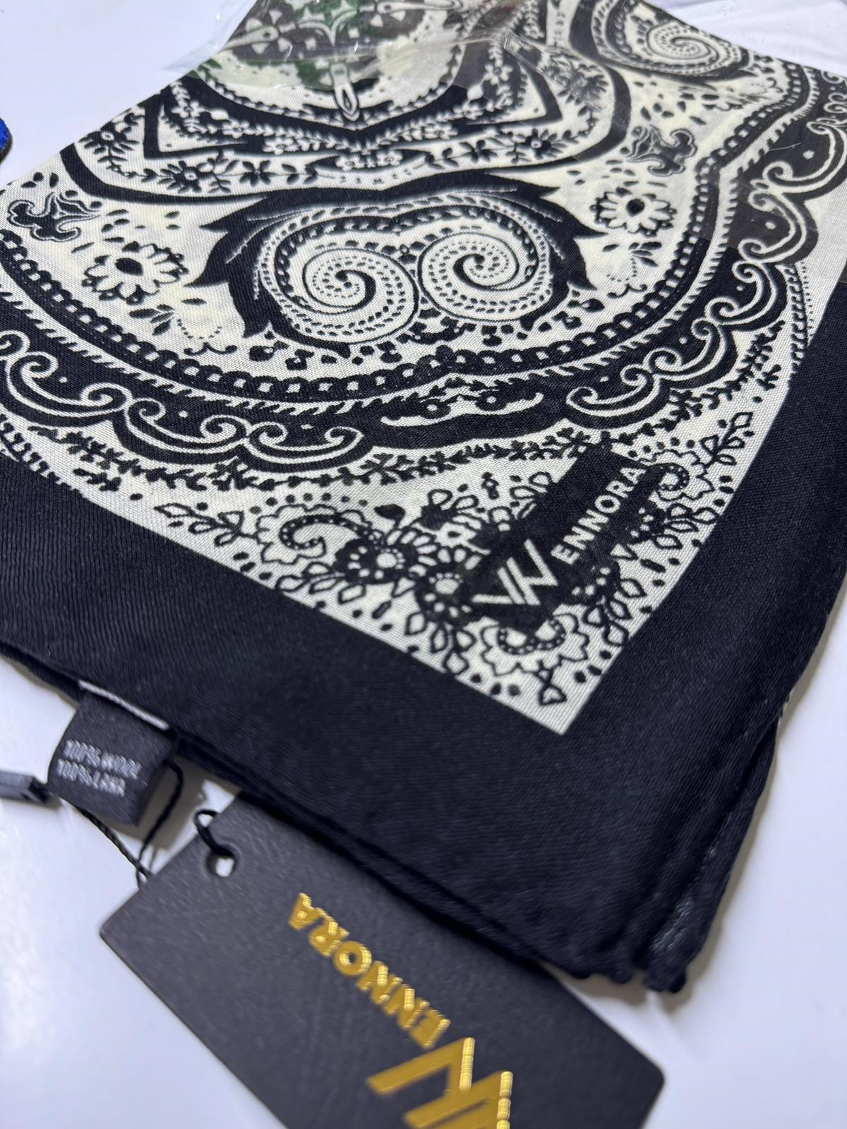 WENNORA Wool Grace Etnik Desen Çift Renk Şal