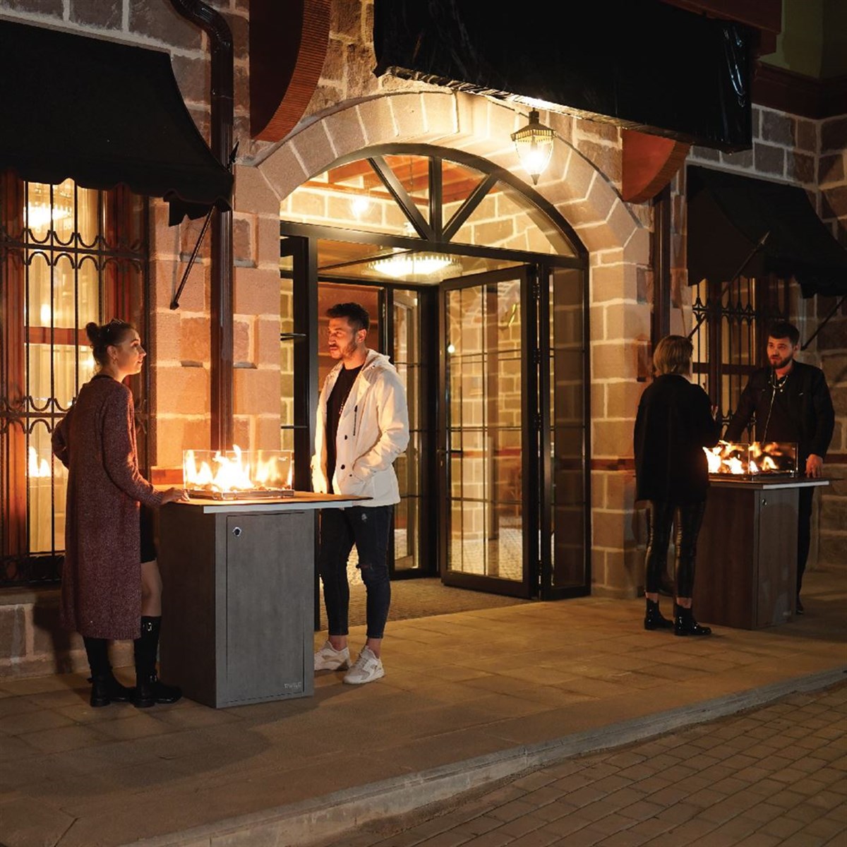 Tavilo Fireno Dış Mekan Gazlı Şömine Bistro