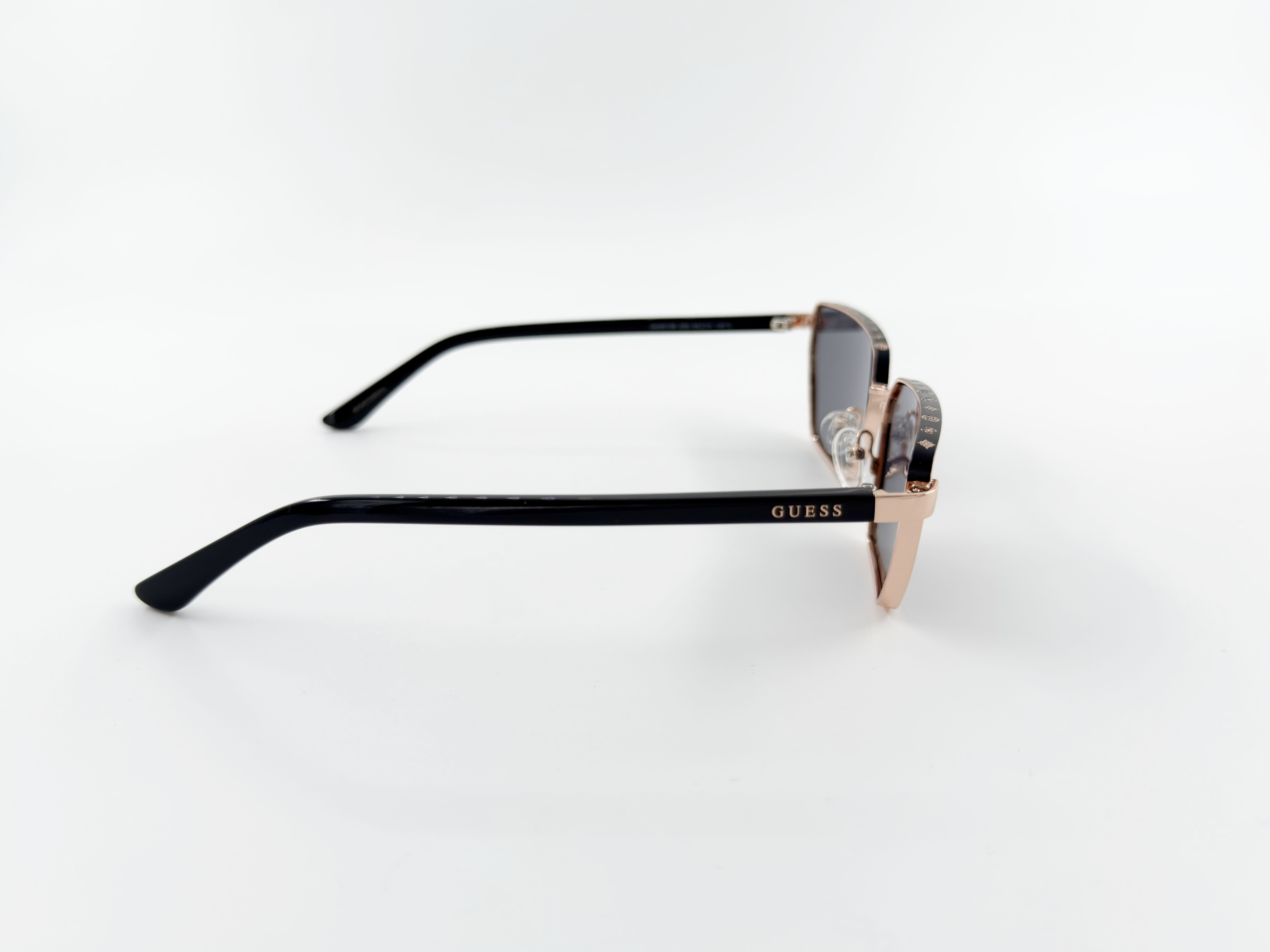 GUESS 00106 05A 59 Kadın Güneş Gözlüğü