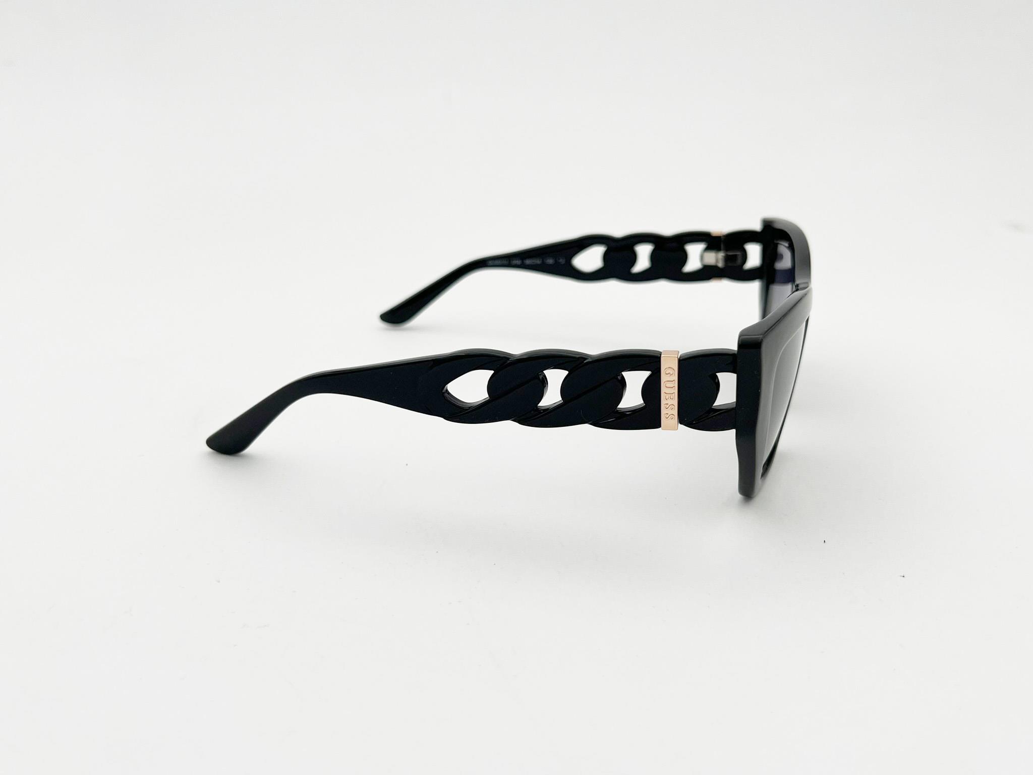 GUESS 00111 01B 56 Kadın Güneş Gözlüğü