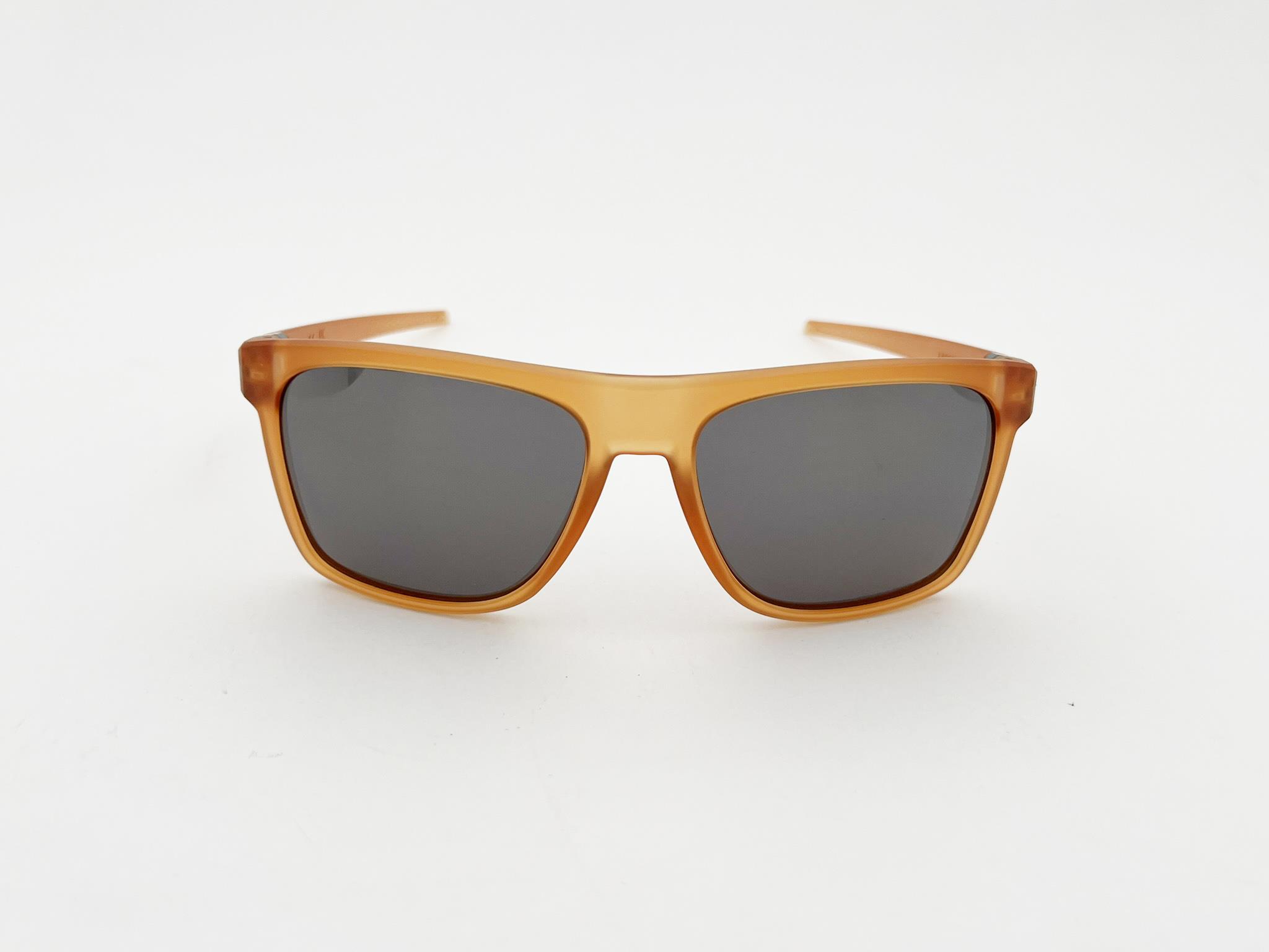 OAKLEY 9100 19 57 Erkek Güneş Gözlüğü