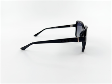 GUESS 00157 01D 57 Kadın Güneş Gözlüğü