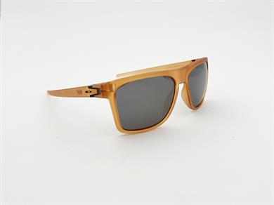 OAKLEY 9100 19 57 Erkek Güneş Gözlüğü