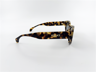 VERSACE 4495D 777/87 56 Kadın Güneş Gözlüğü