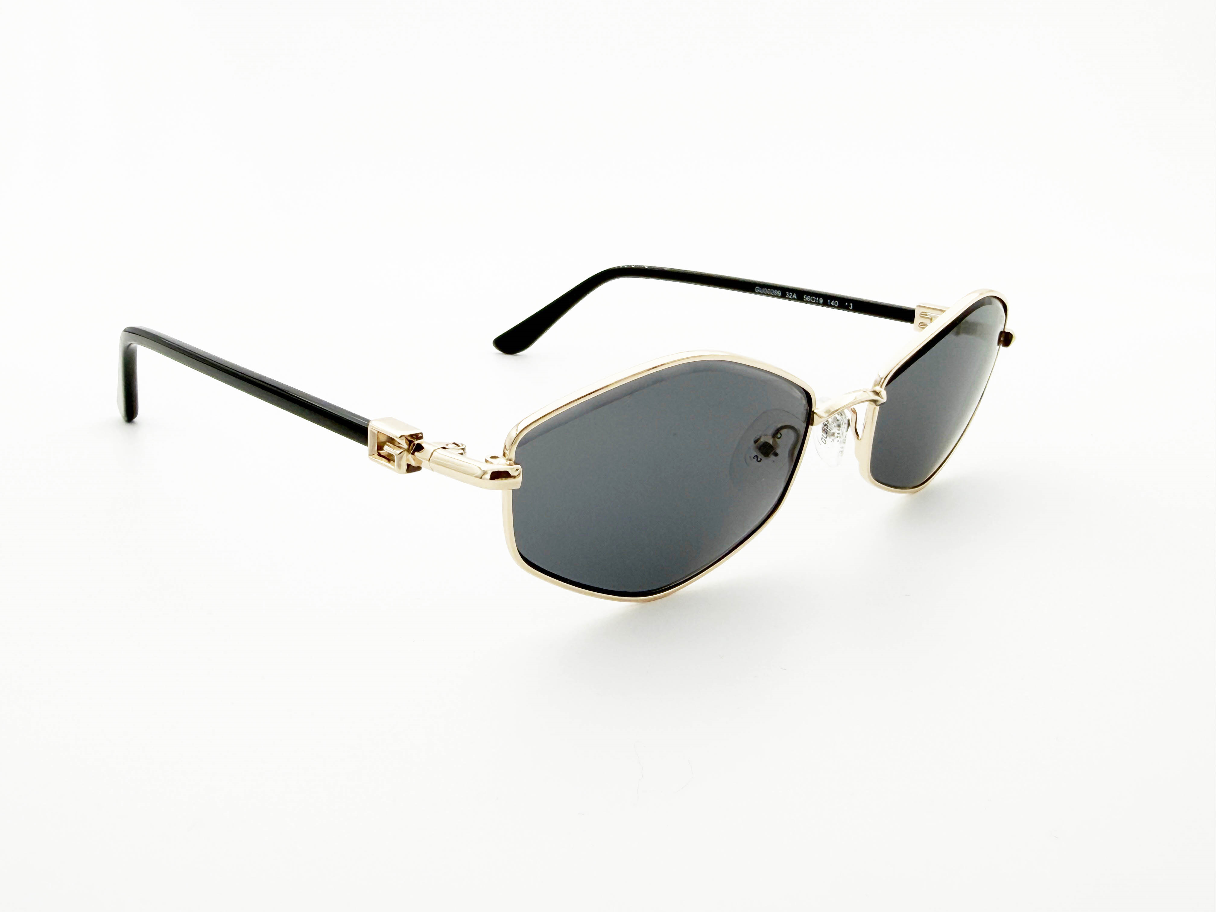 GUESS 00289 32A 56 Kadın Güneş Gözlüğü