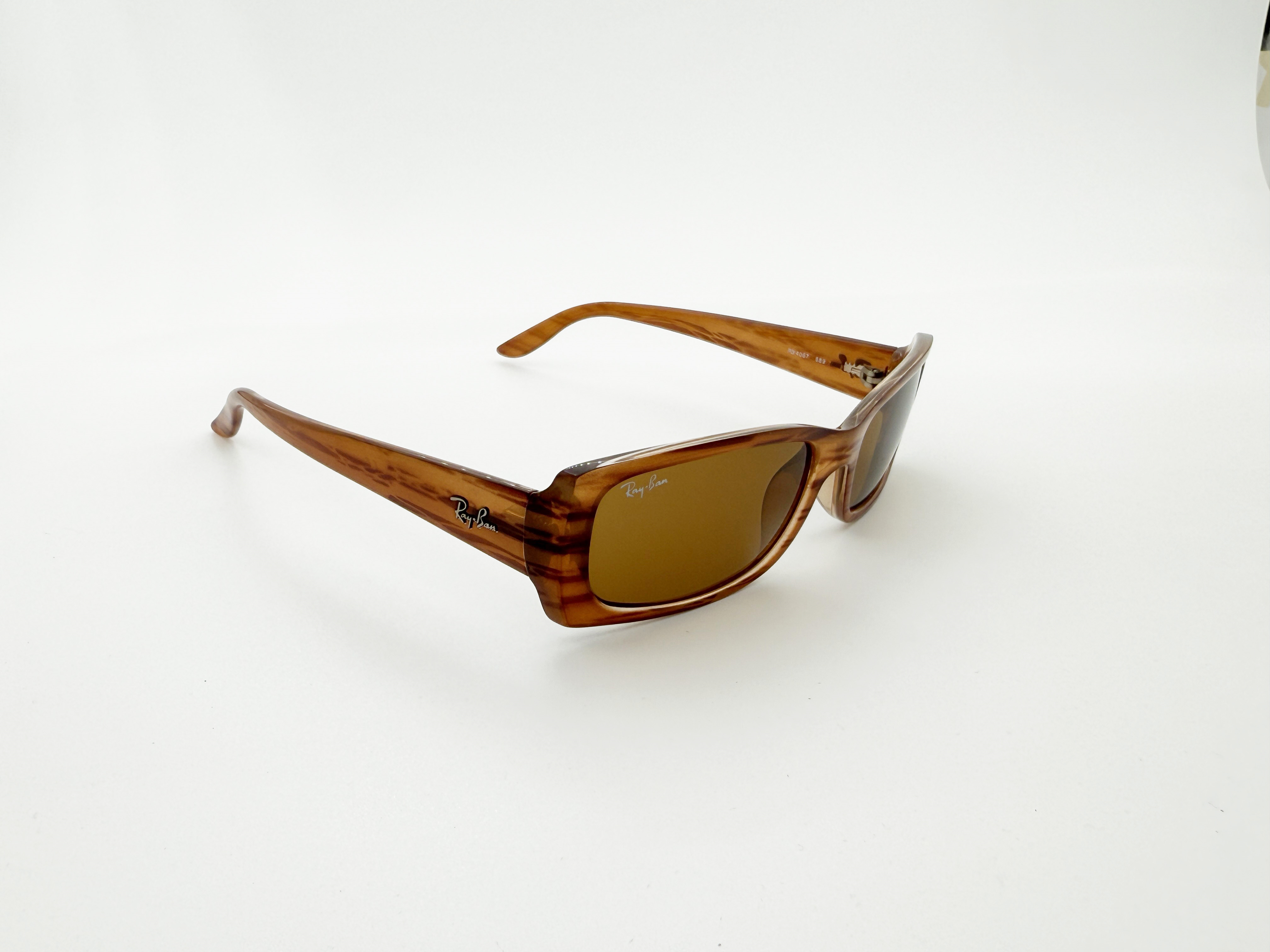 RAY-BAN 4067 689 Kadın Güneş Gözlüğü