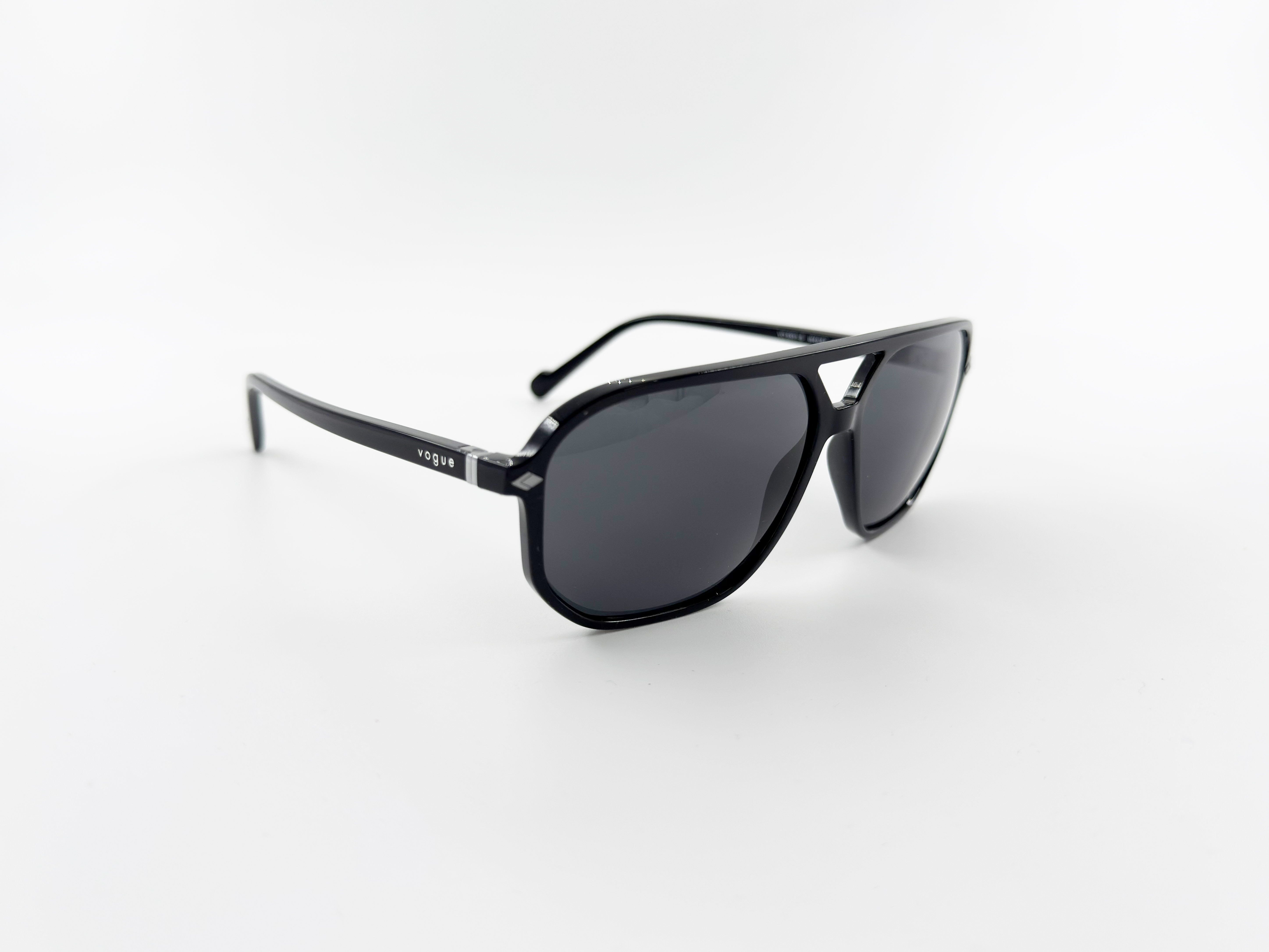 VOGUE 5531S W44/87 60 Erkek Güneş Gözlüğü