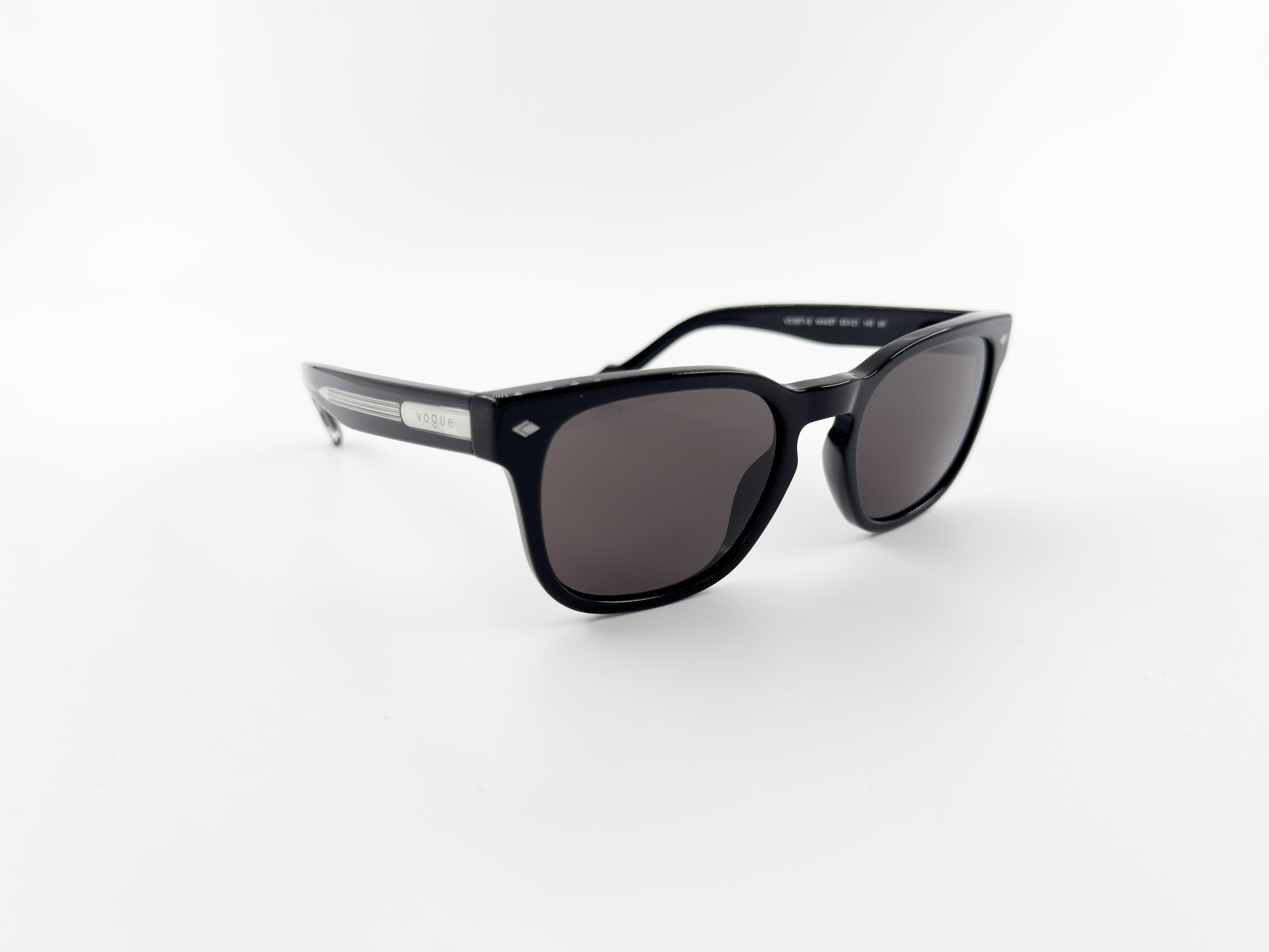 VOGUE 5571S W44/87 53 Erkek Güneş Gözlüğü