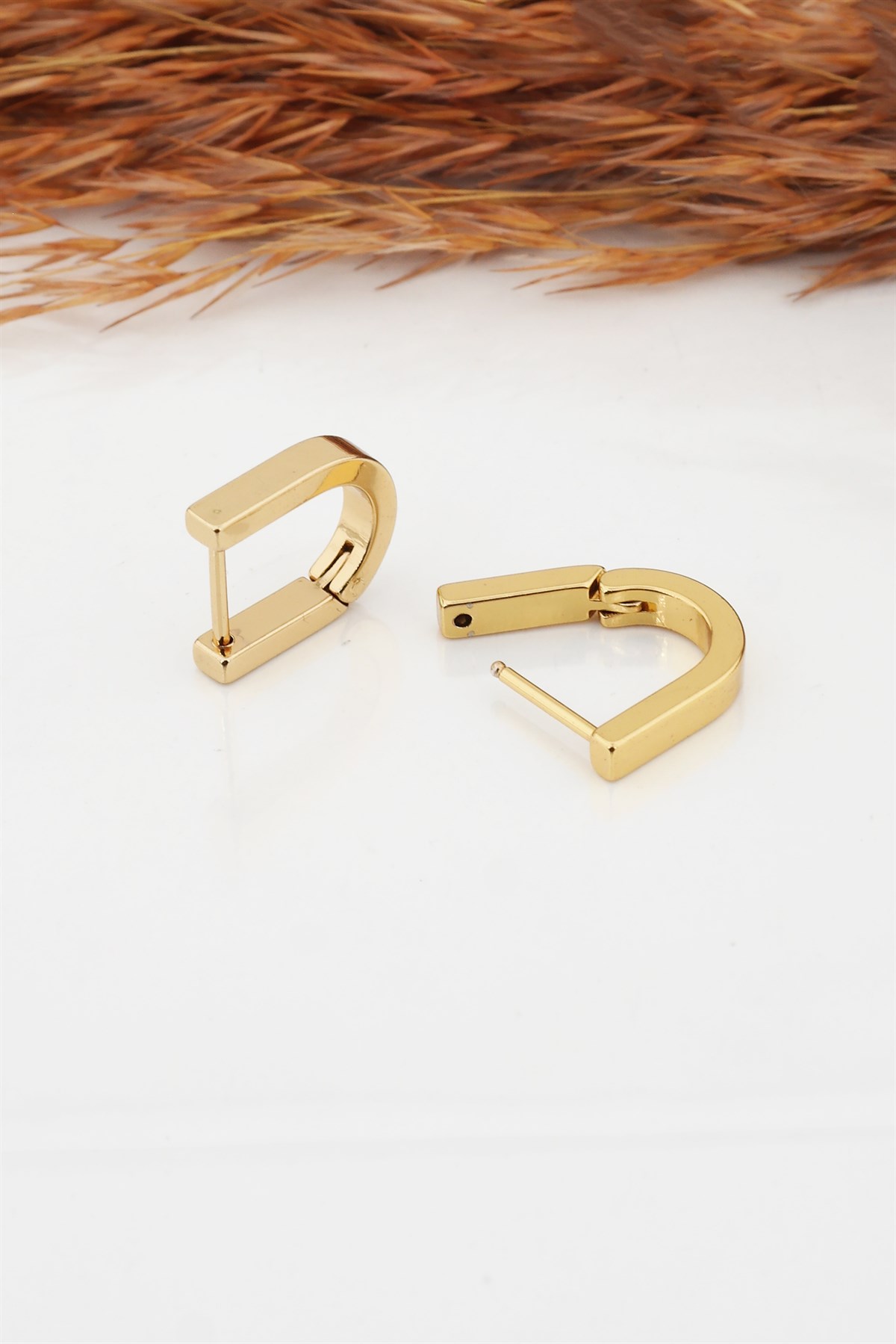 Kadın Çelik Basic Geometrik 1.5 cm U Model Klipsli Küpe