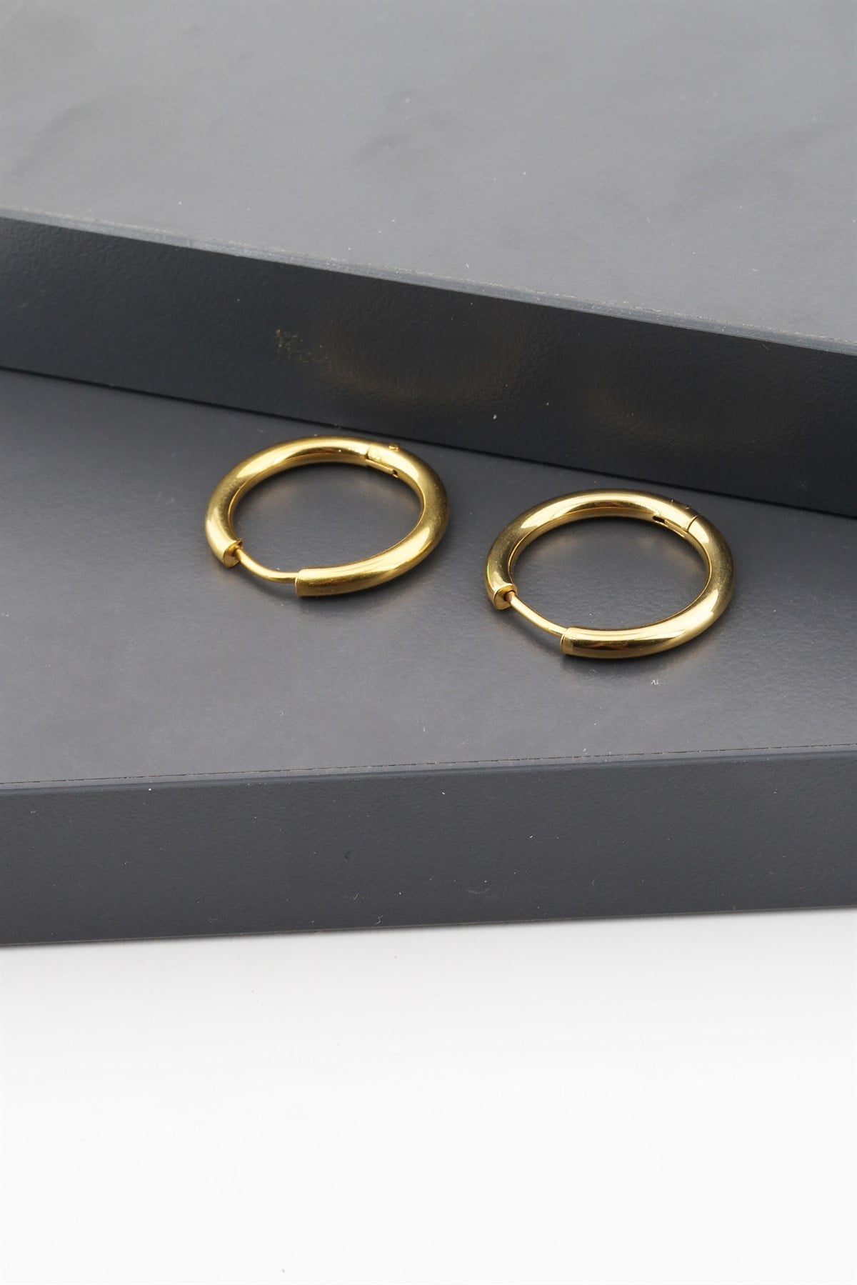 Kadın Çelik Basic Halka Küpe