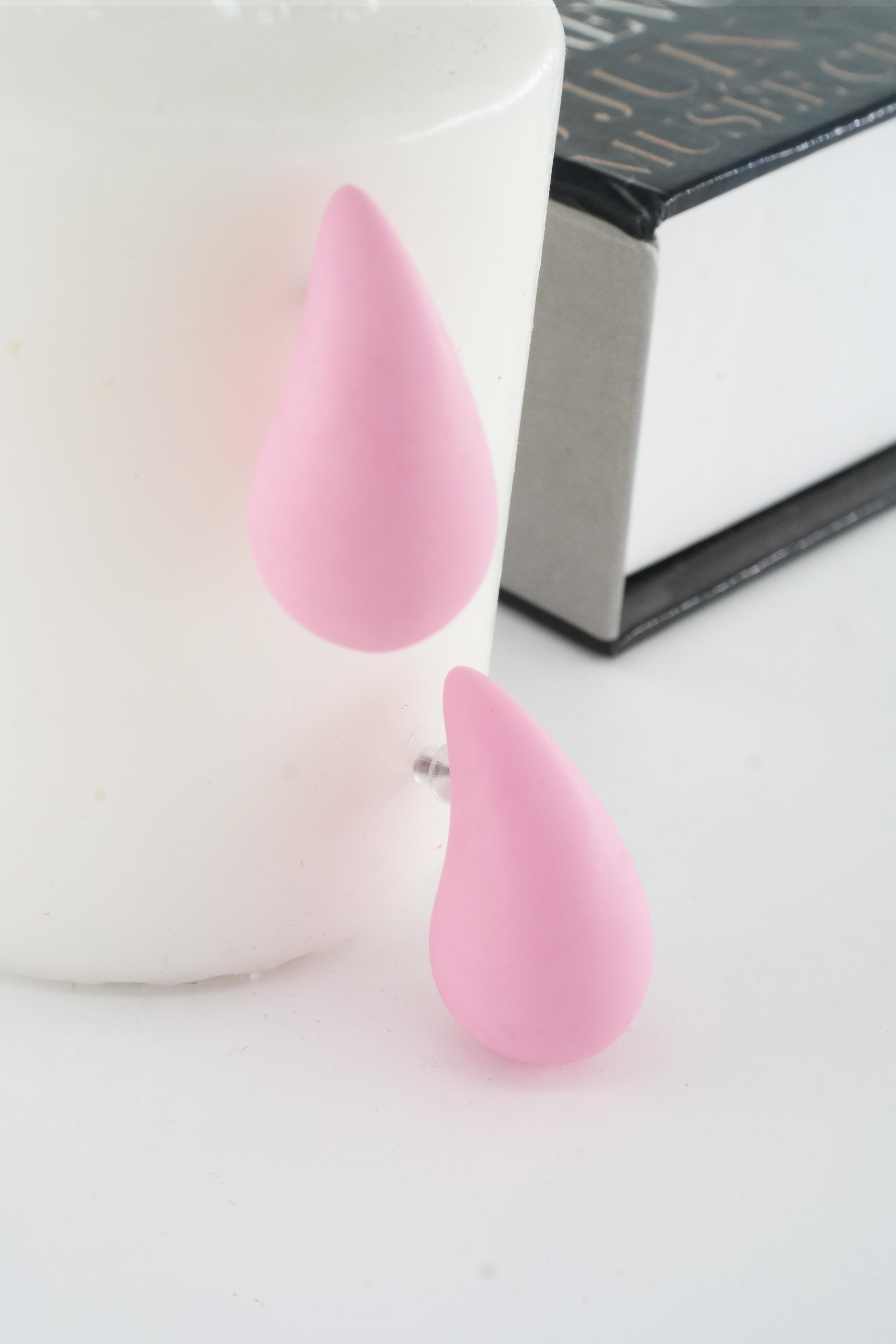 Kadın Vip Seri Su Damlası Model Küpe Pembe