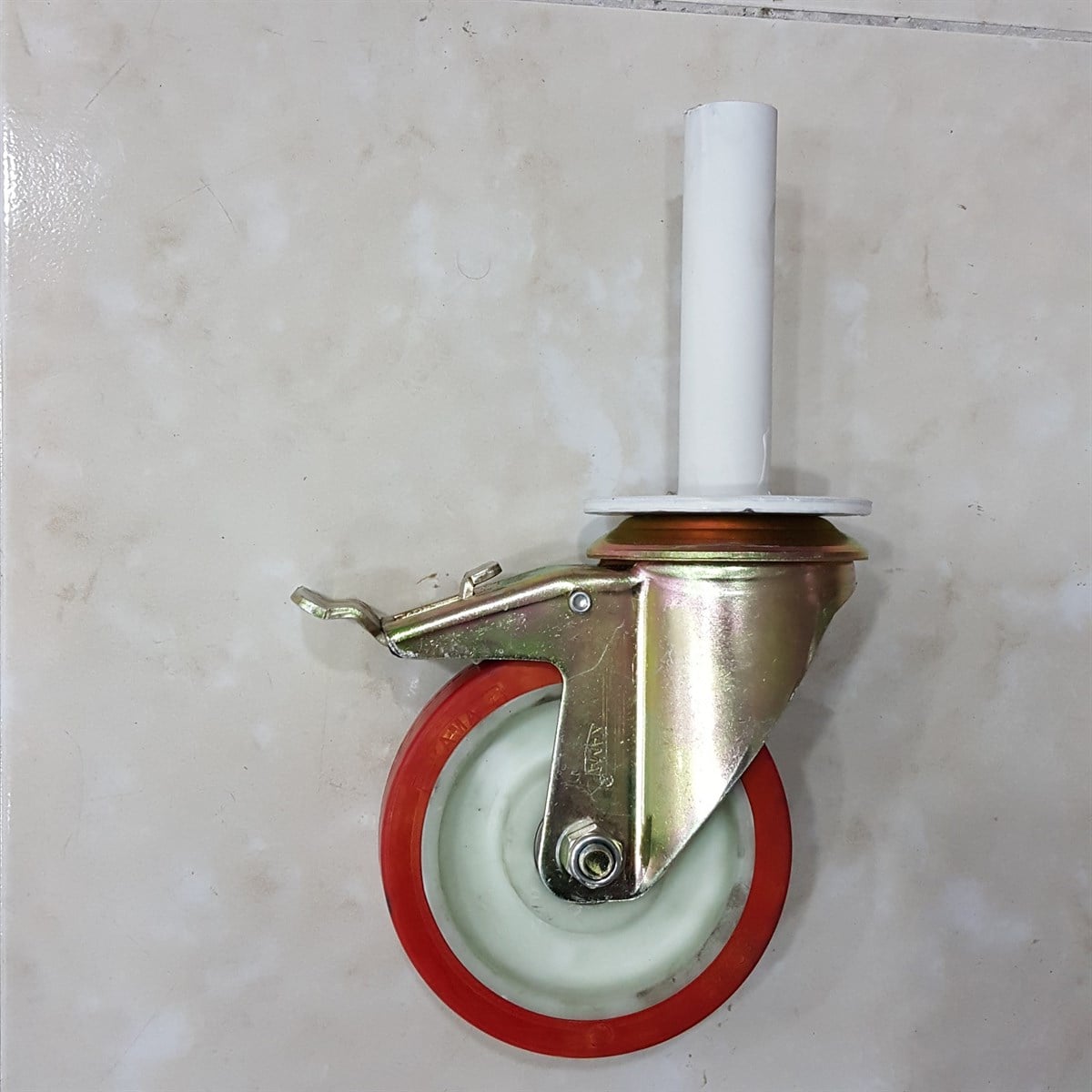 Boru Bağlantılı İskele Tekeri
