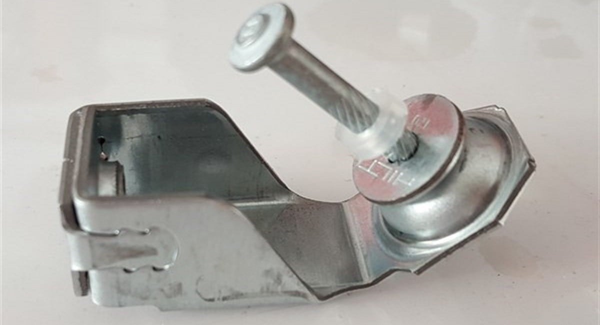 Hilti X-HS M10 Dişli 32mm Çivili Rot Tavan Askısı Betona Çakım