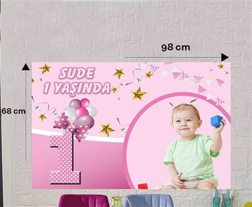 1 Yaş Kız Kişiye Özel Duvar Panosu